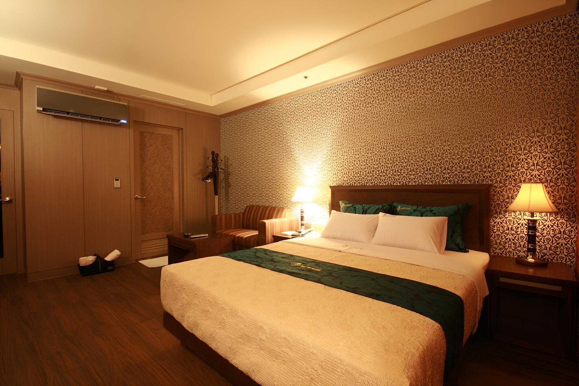 Hapjeong Namgyung Hotel