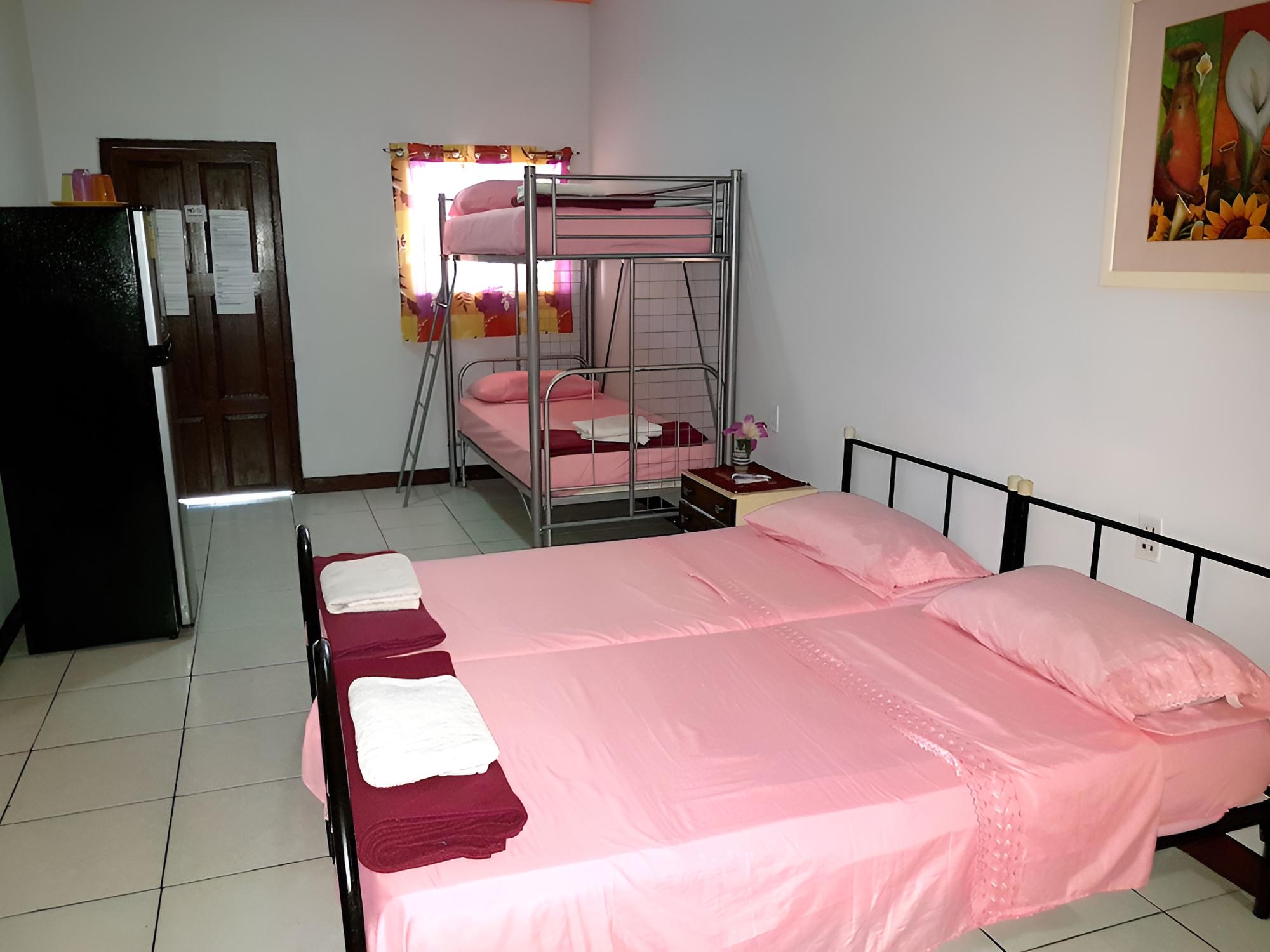 Apartamentos Cecil Paradise