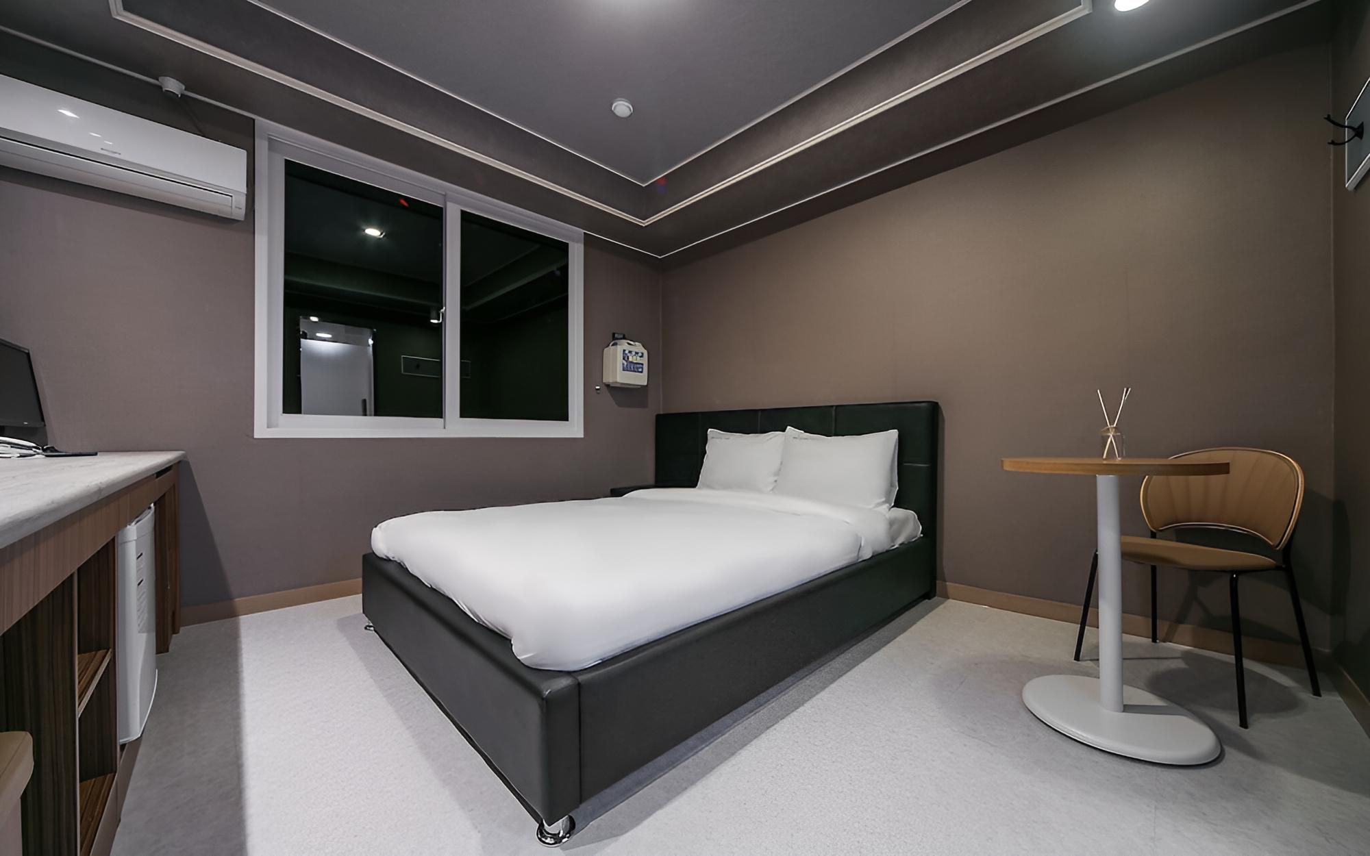 Cheongsong Baegunjang Motel