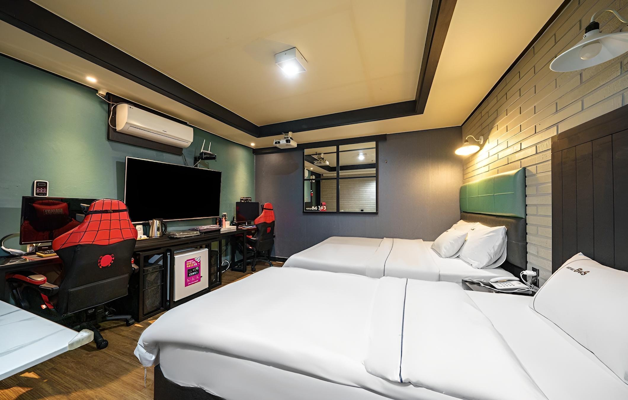 Sangbong Hotel Bus