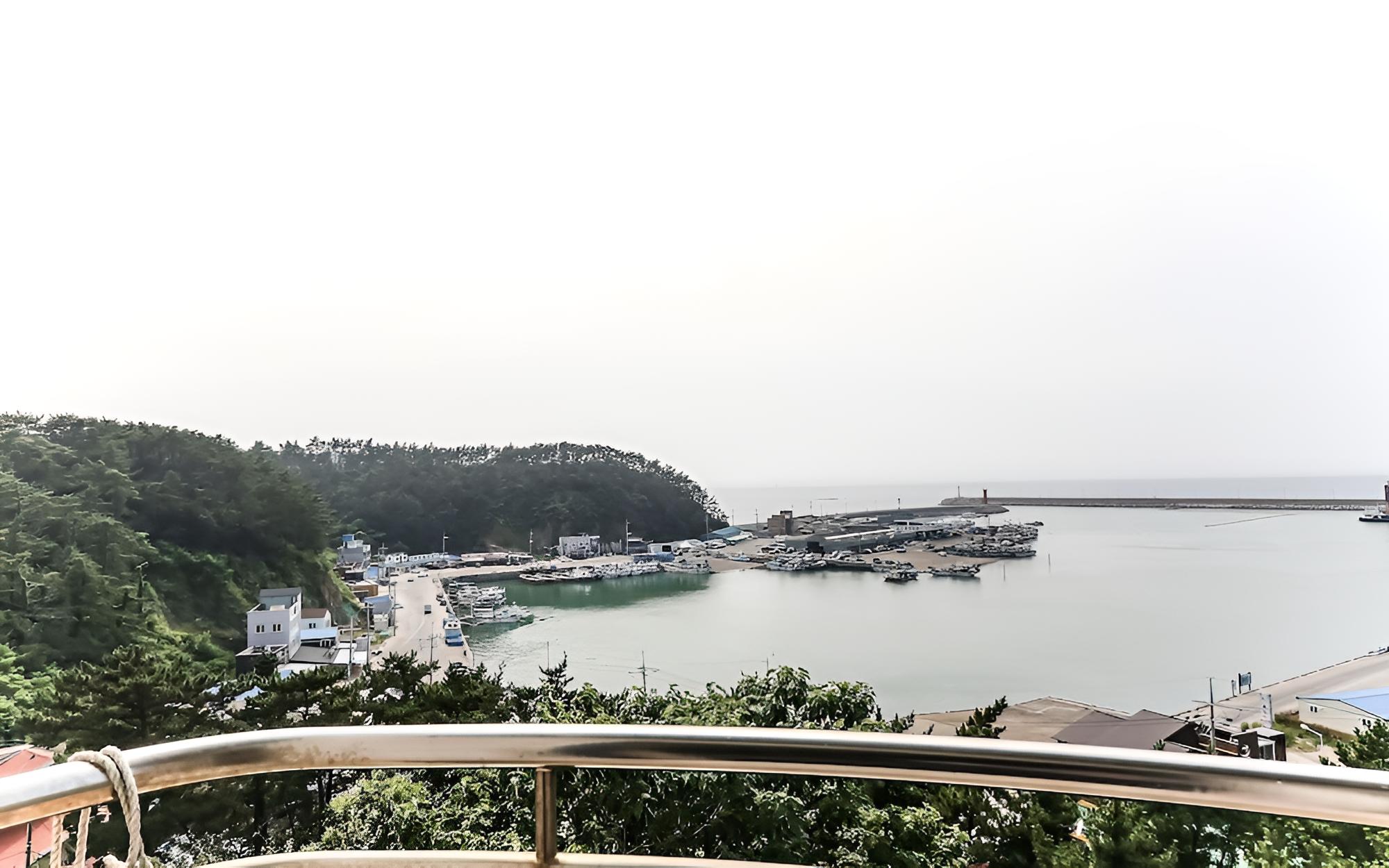 Taean Bali