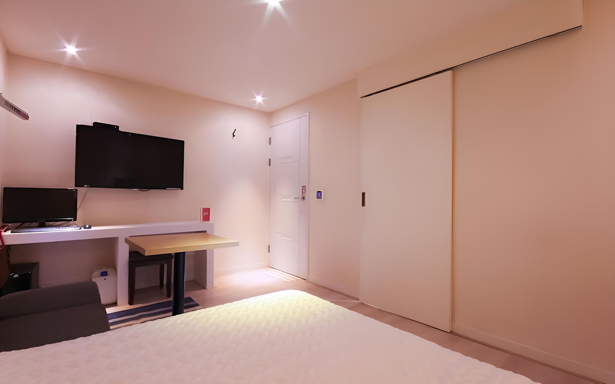 Busan Daeyeongdong Stay Road 12
