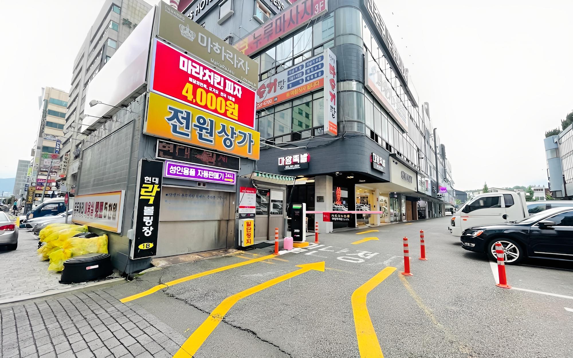 Changwon Jungangdong Business Hotel Hue view 3