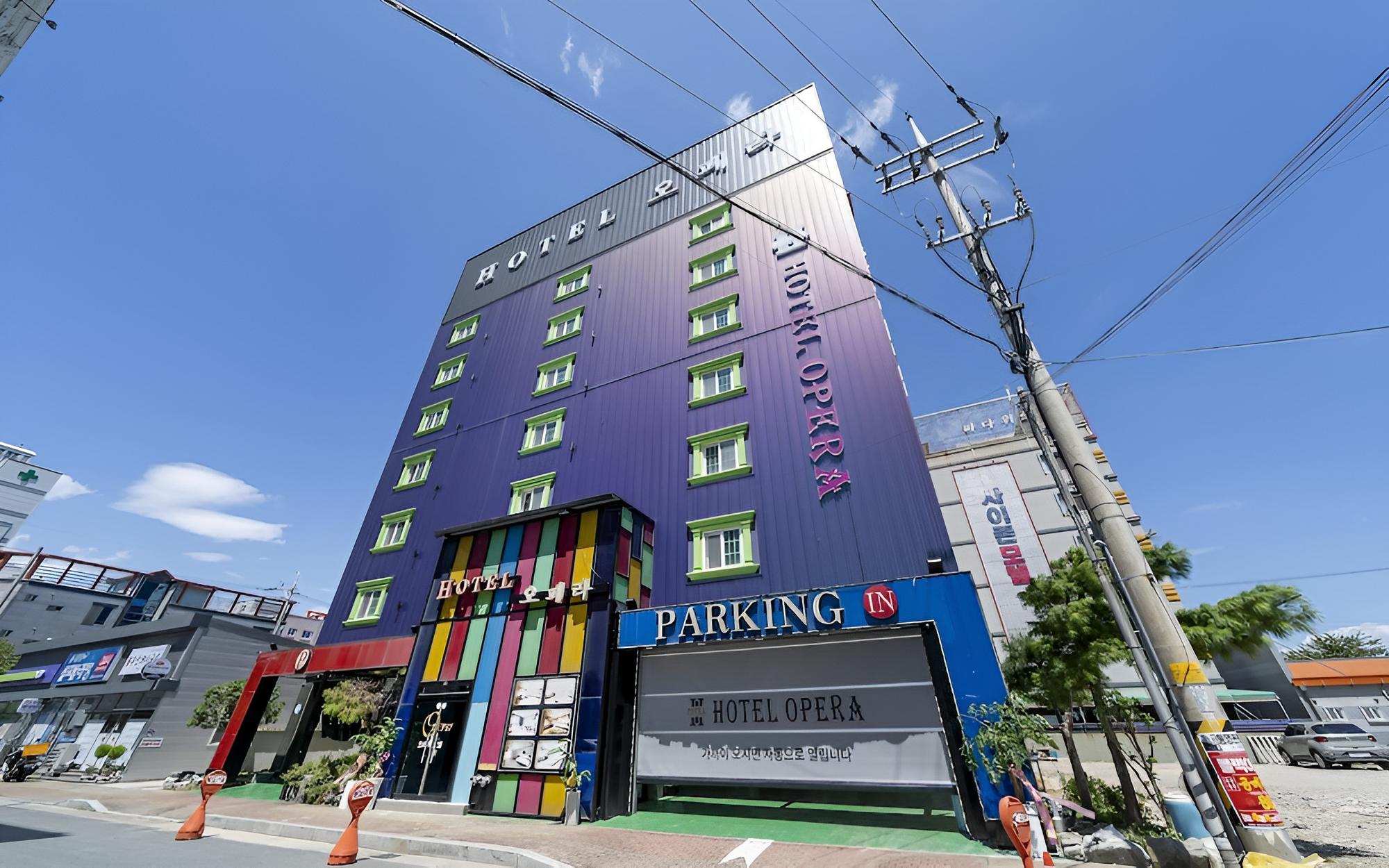 Tongyeong Hotel Opera