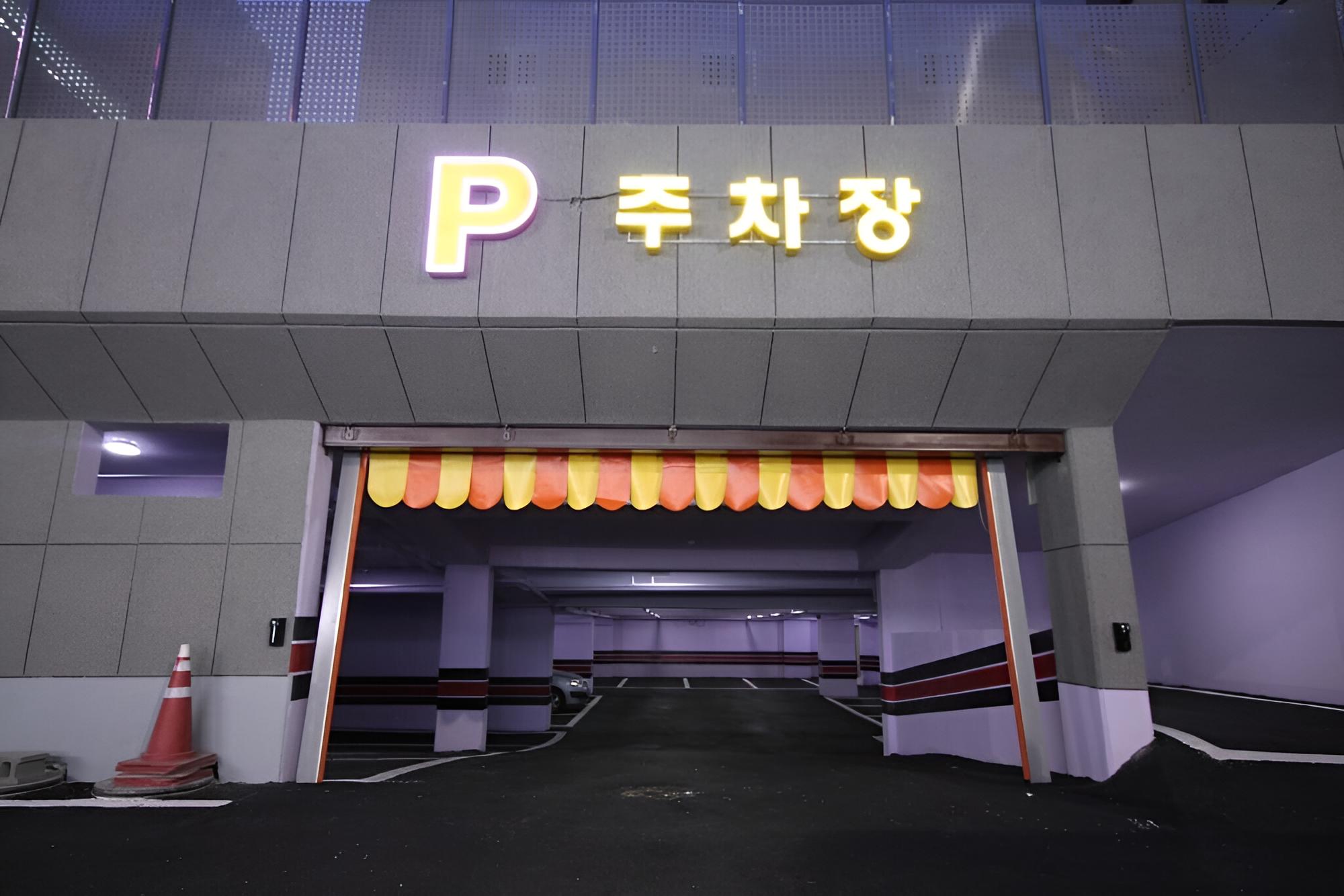Busan Station BT Hotel