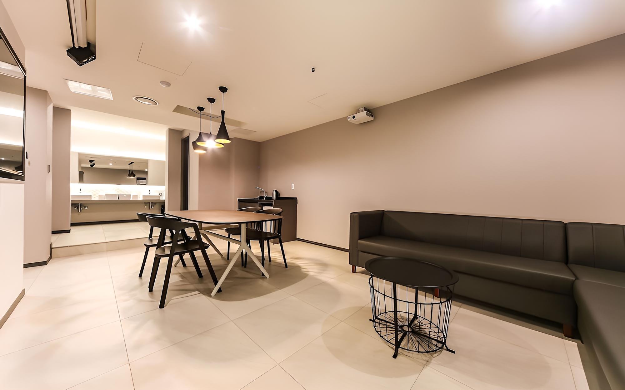 Daegu Dongchon Cacaotel view 4