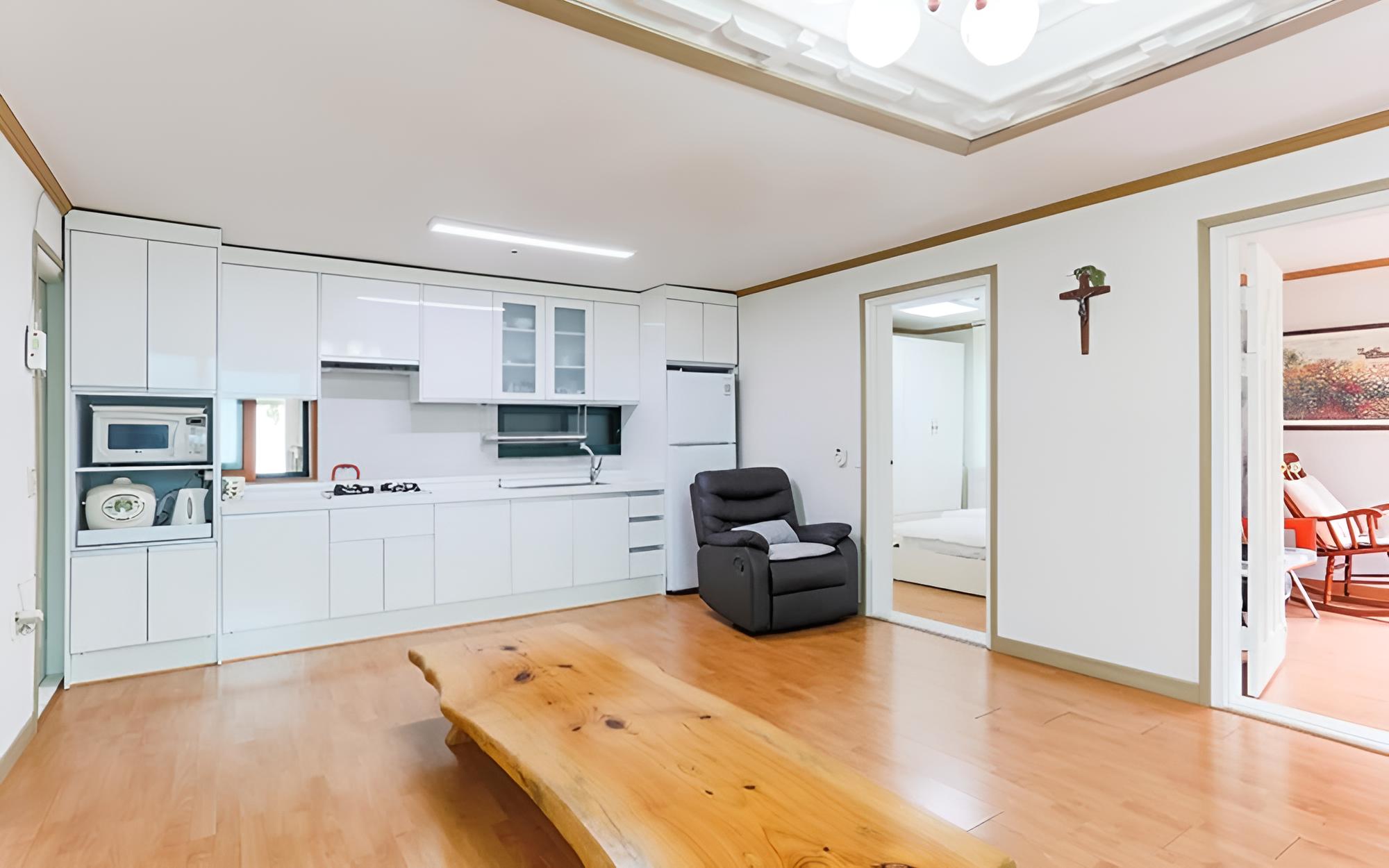 Pyeongchanggang Healing House Pension