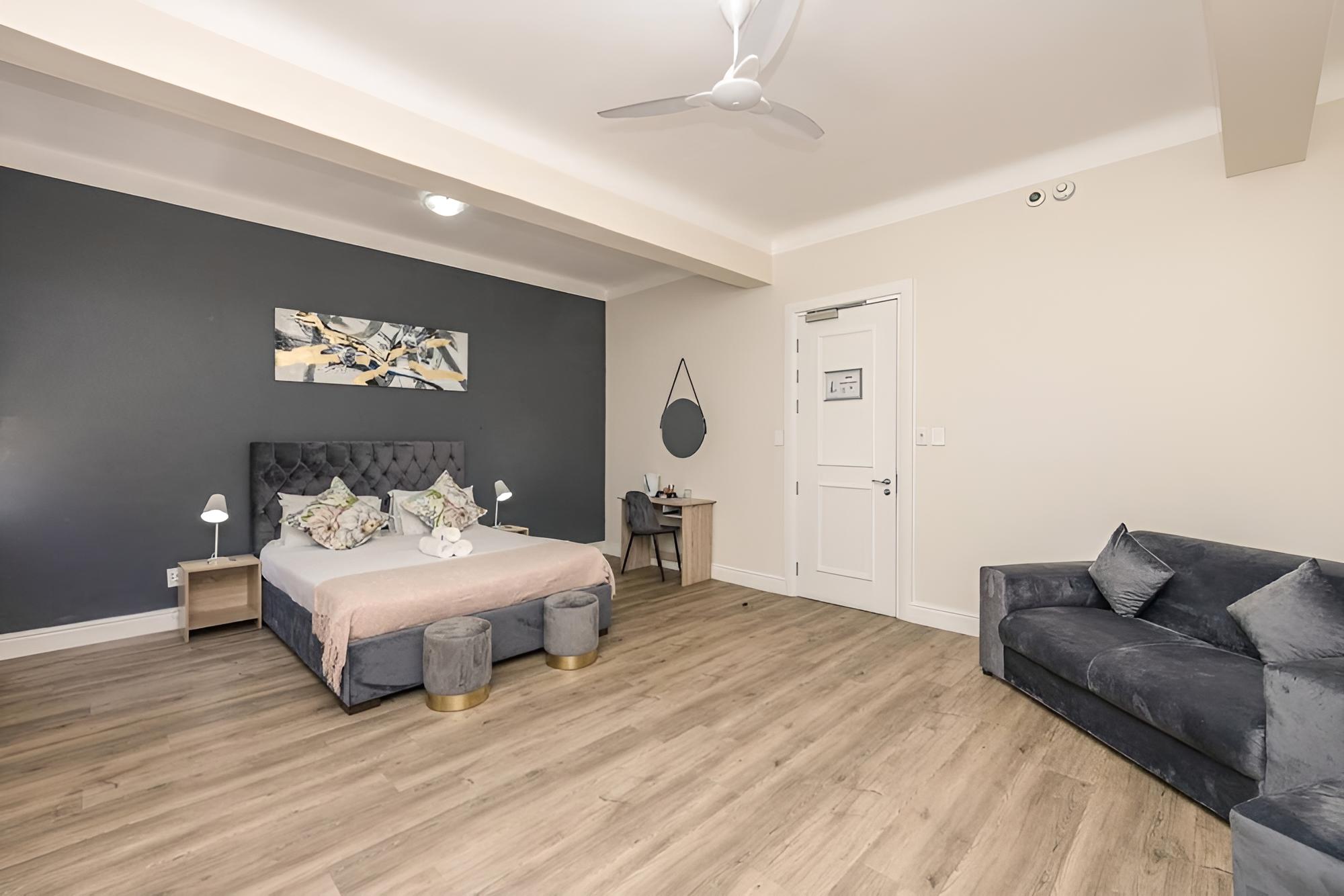 Cape Legacy - Unique Studio Suite