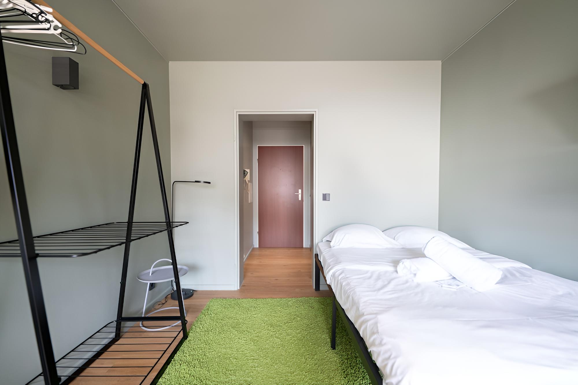Ideal for any traveler 15min walk City