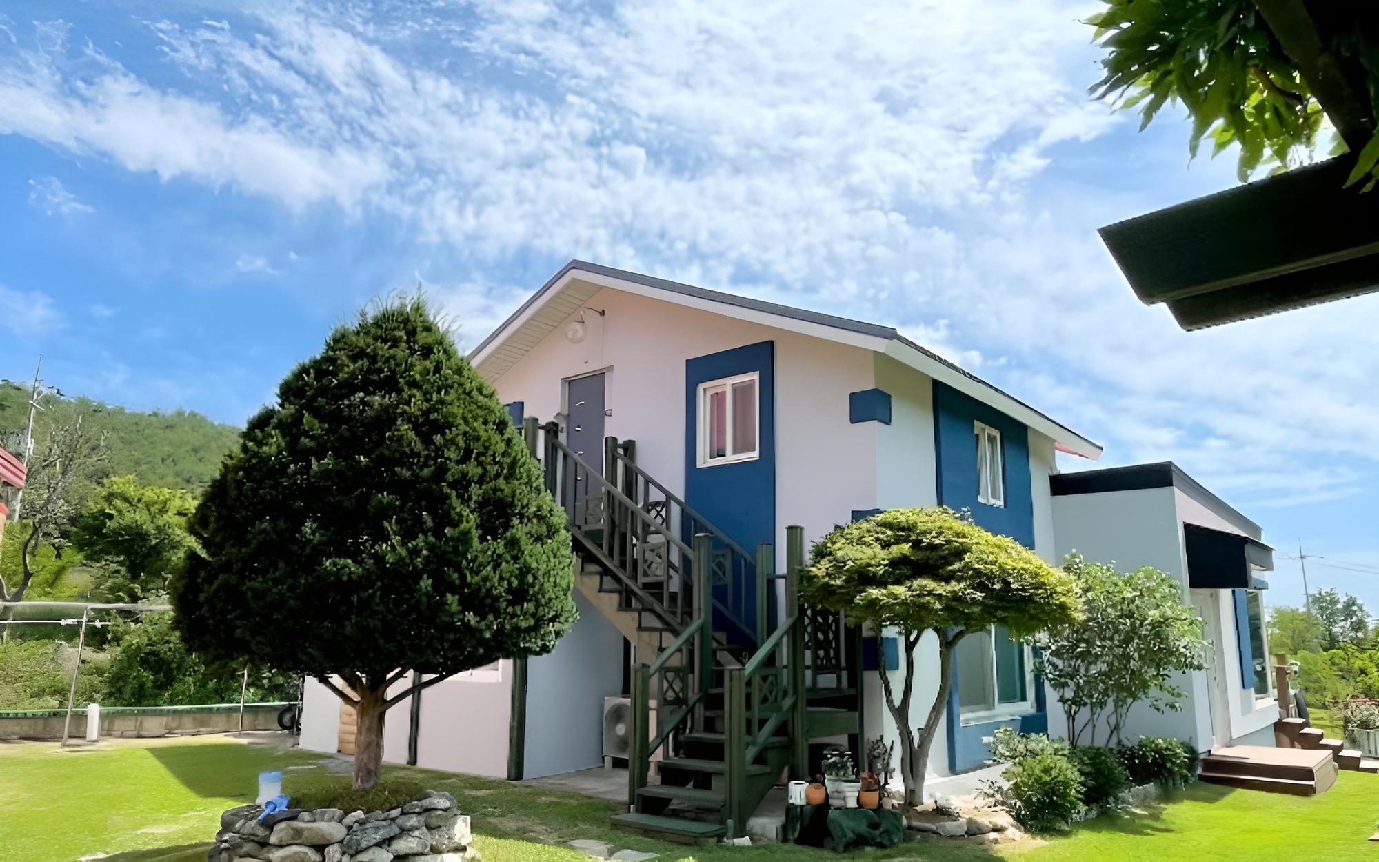 Yangyang Star Over the Sea Pension