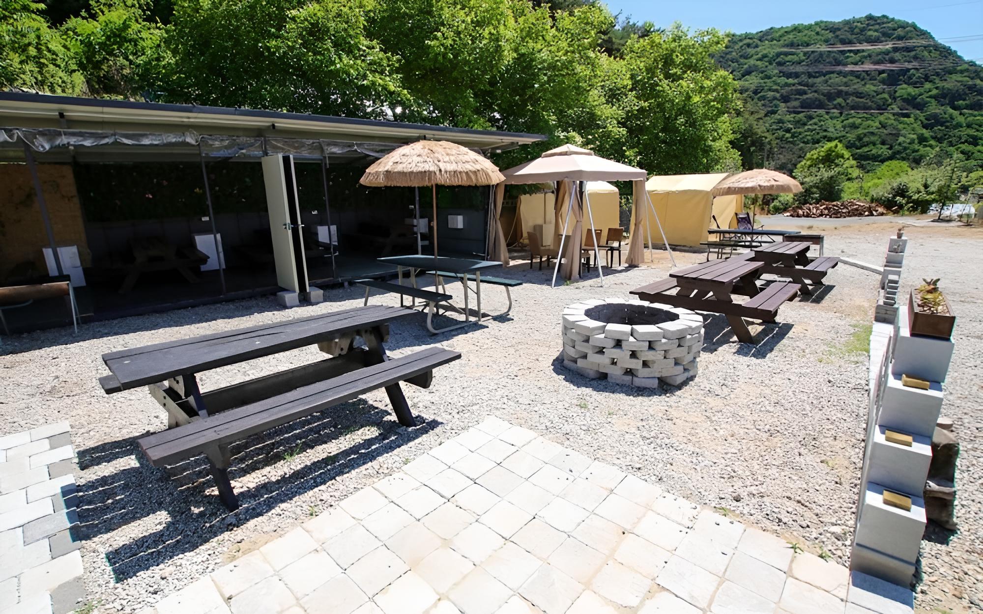 Muju Full House Pension view 4