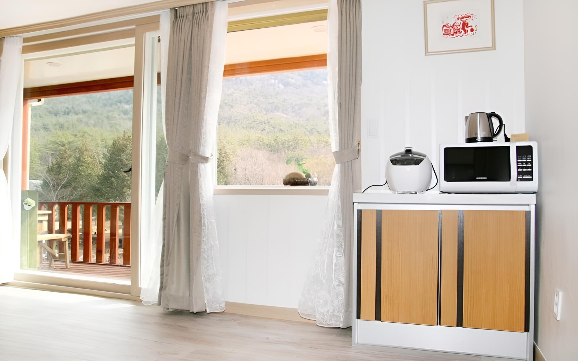Namhae Geumsan Ianjae Pension view 3