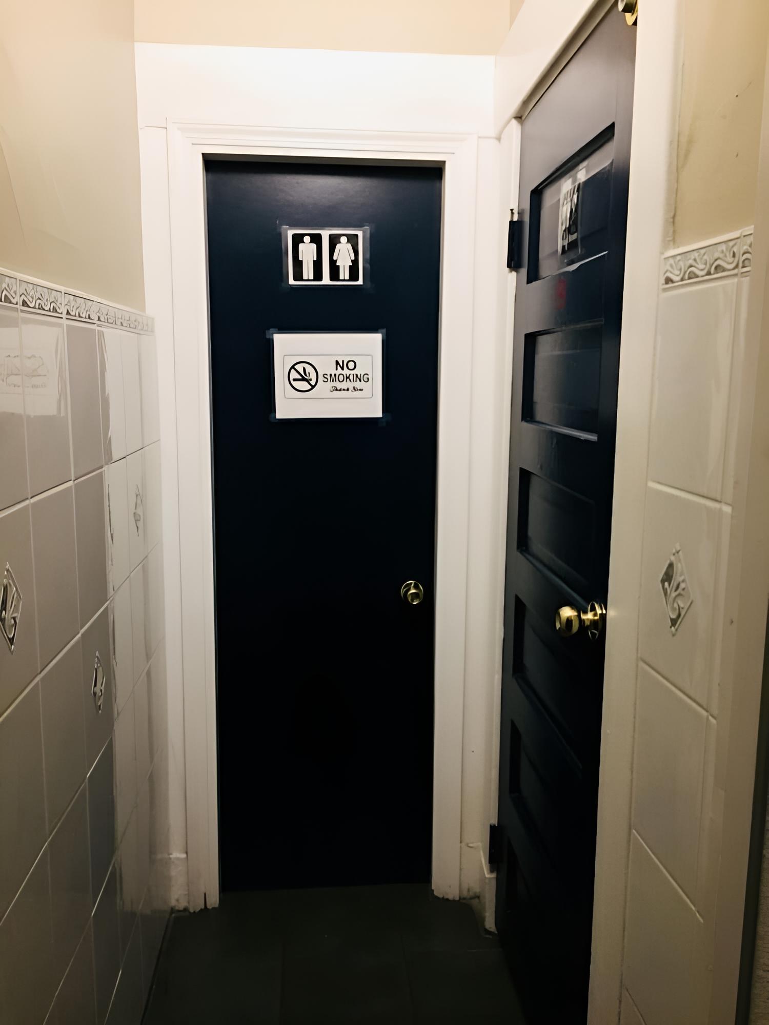 Hotel Ambassador - Hostel