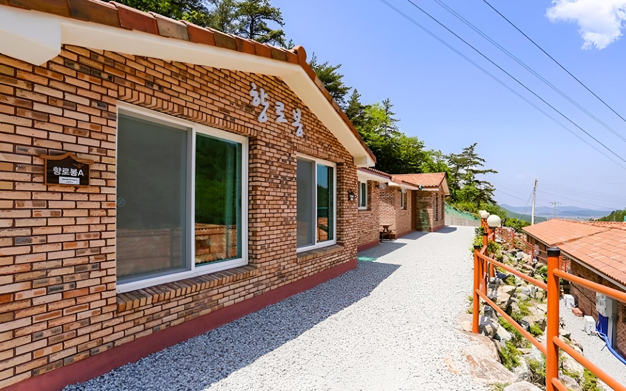 Haenam Duryunsan Tourist Pension
