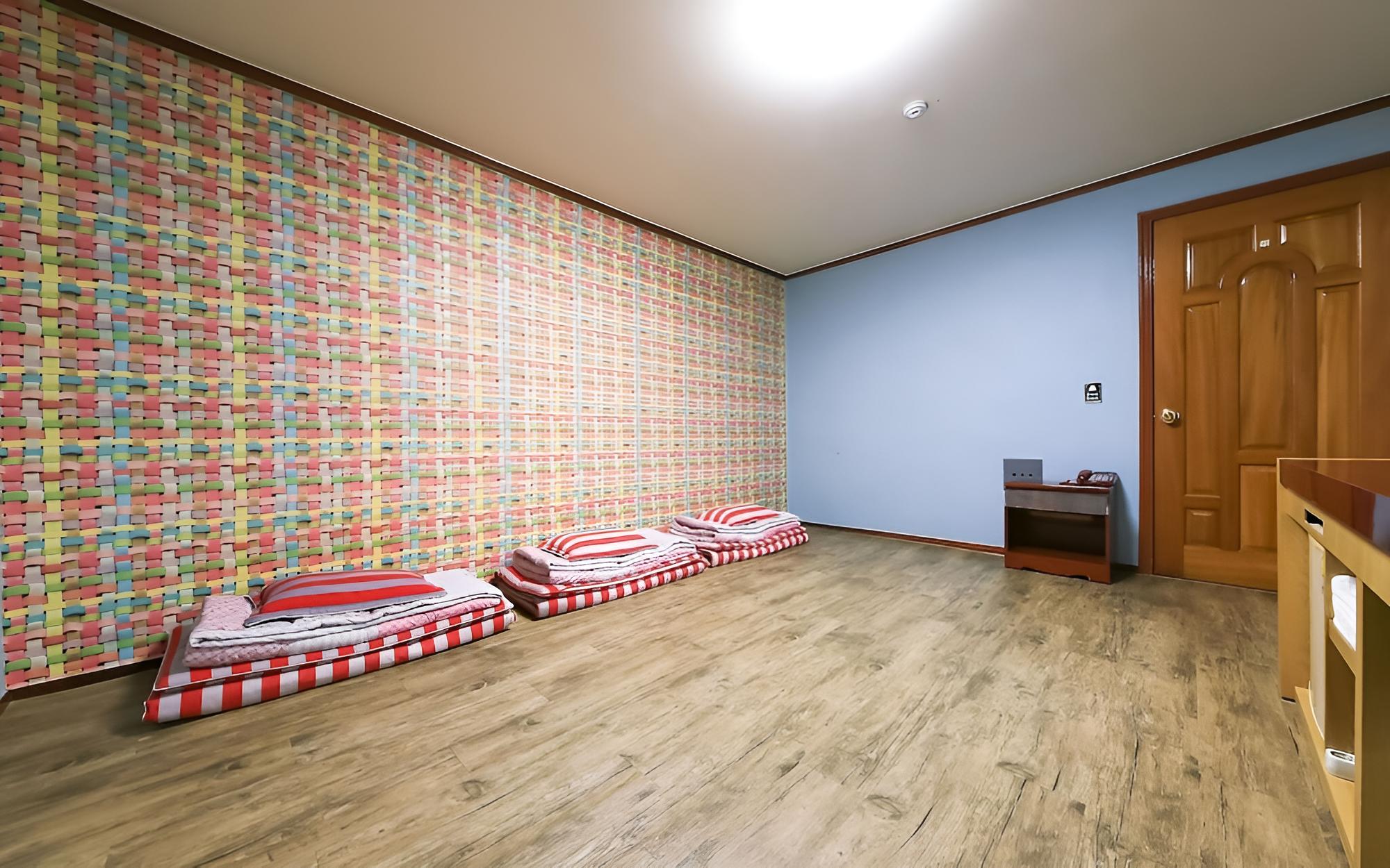 Seosan Cherboug Motel