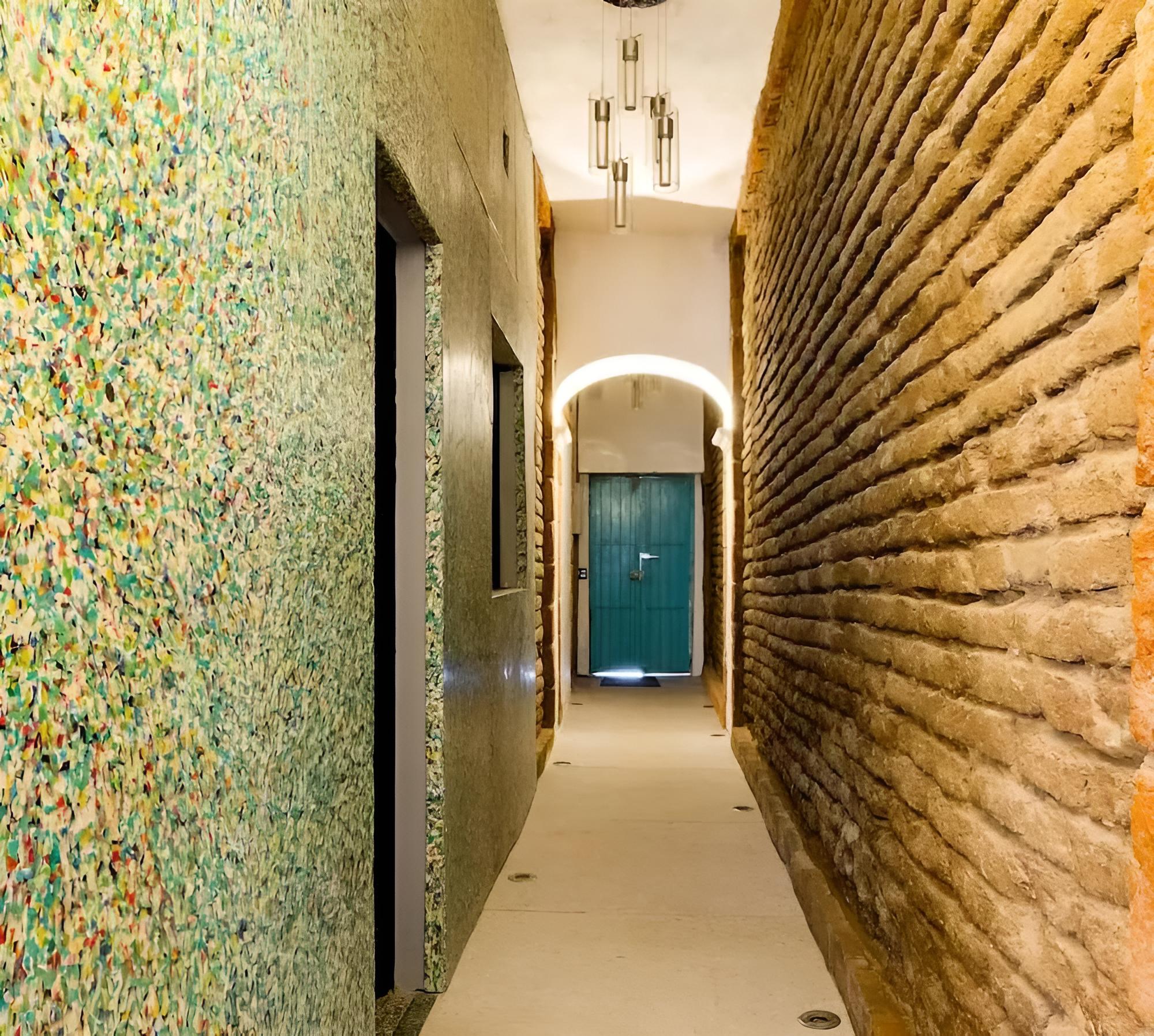 Mintaka Hotel Eco Plastico