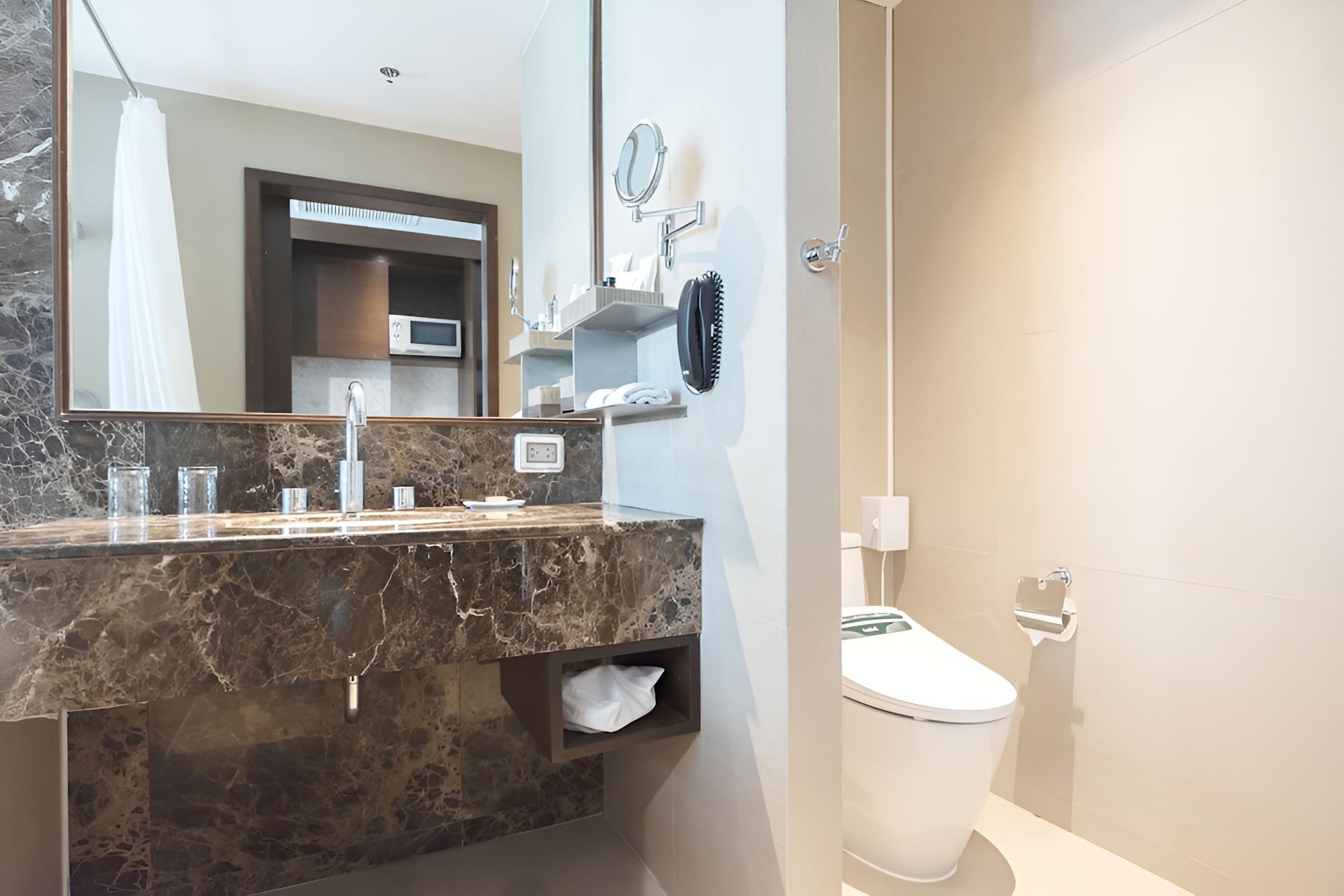 Purity Grove Phrom Phong by Favstay