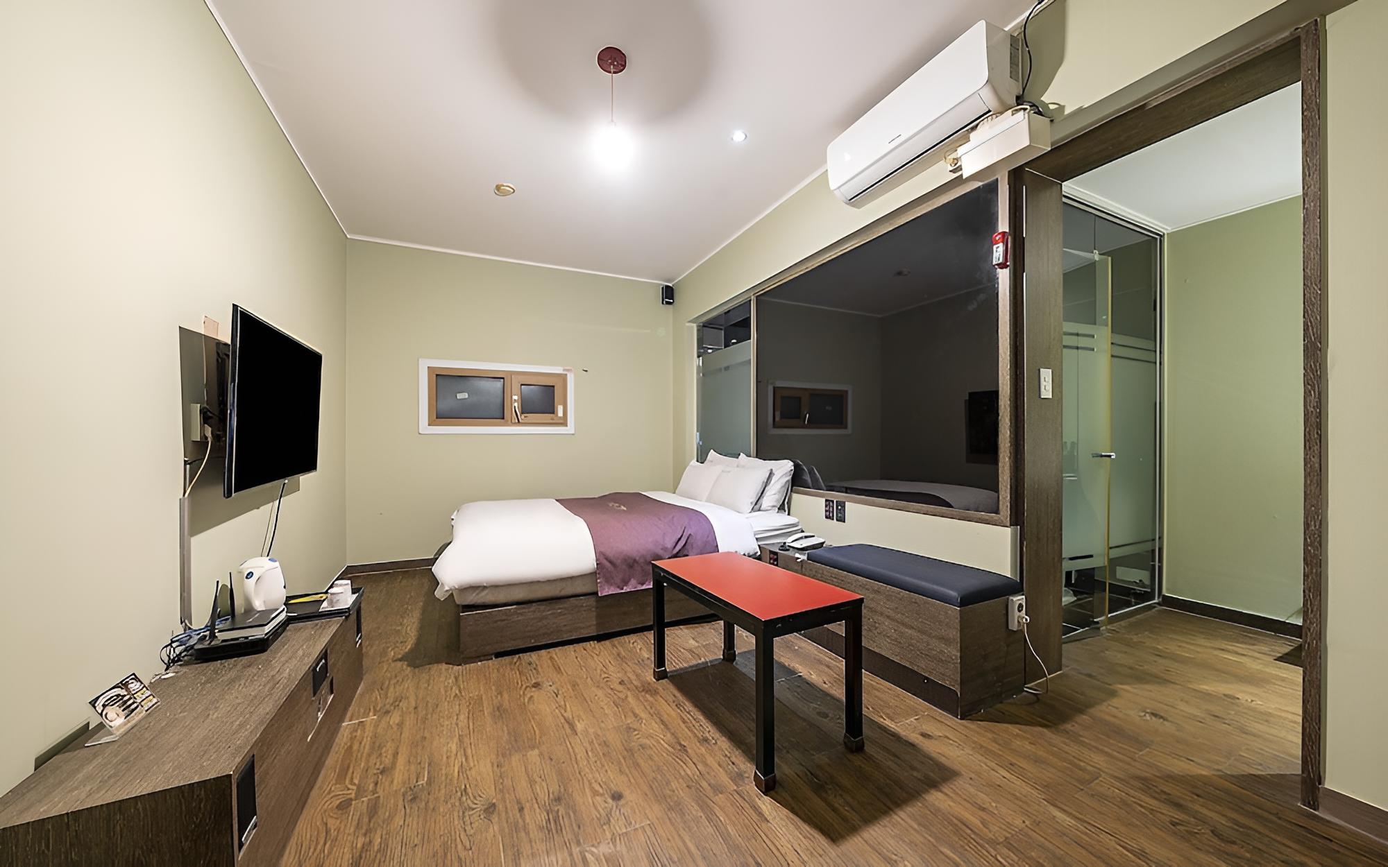 Incheon Red Dragonfly Hotel