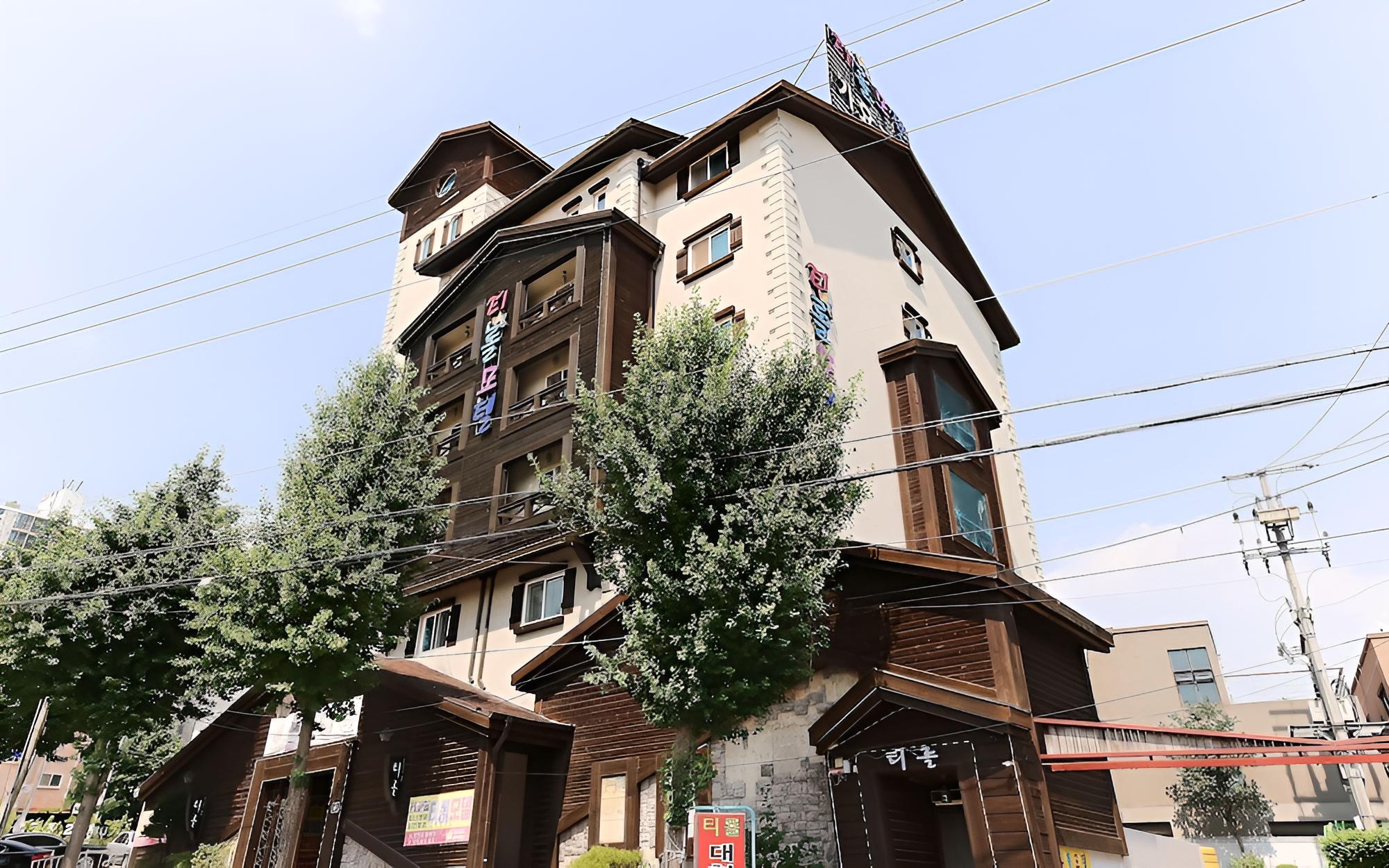 Jincheon Tyrol