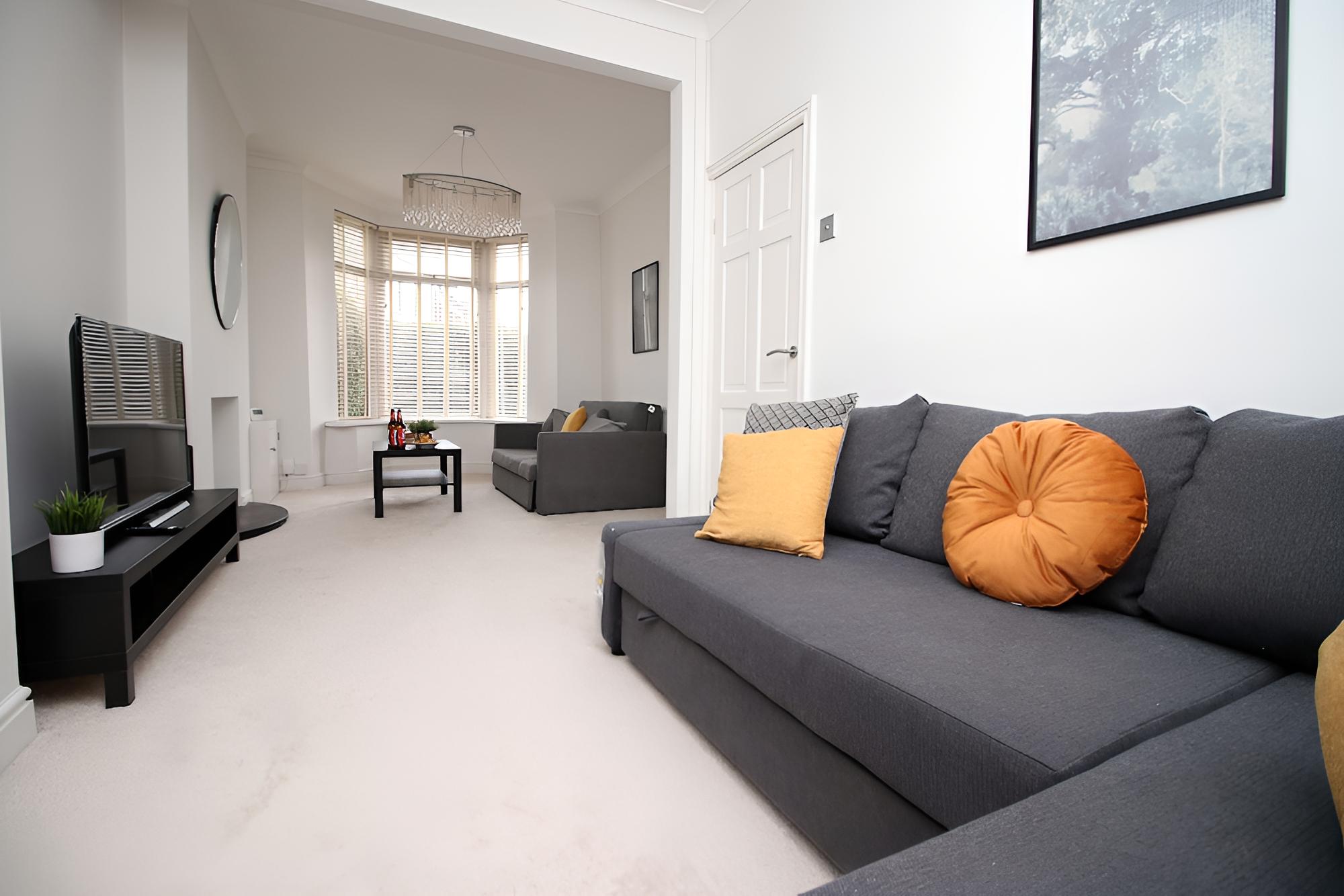Cardiff Vacations - Mawr Terrace by Ty SA -NEW sleeps 8 - Property Image 16