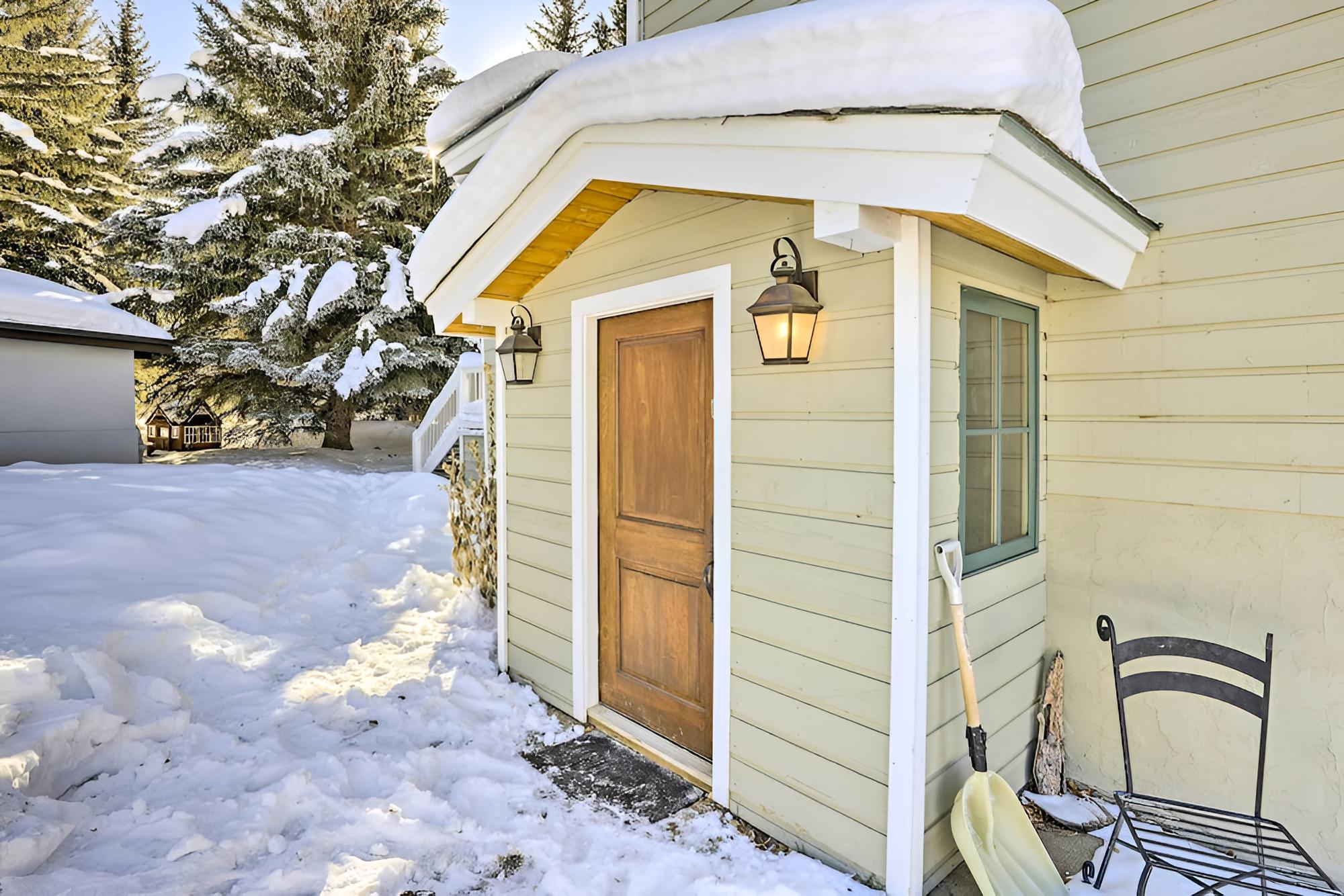 Cozy Avon Condo Between Beaver Creek & Vail!
