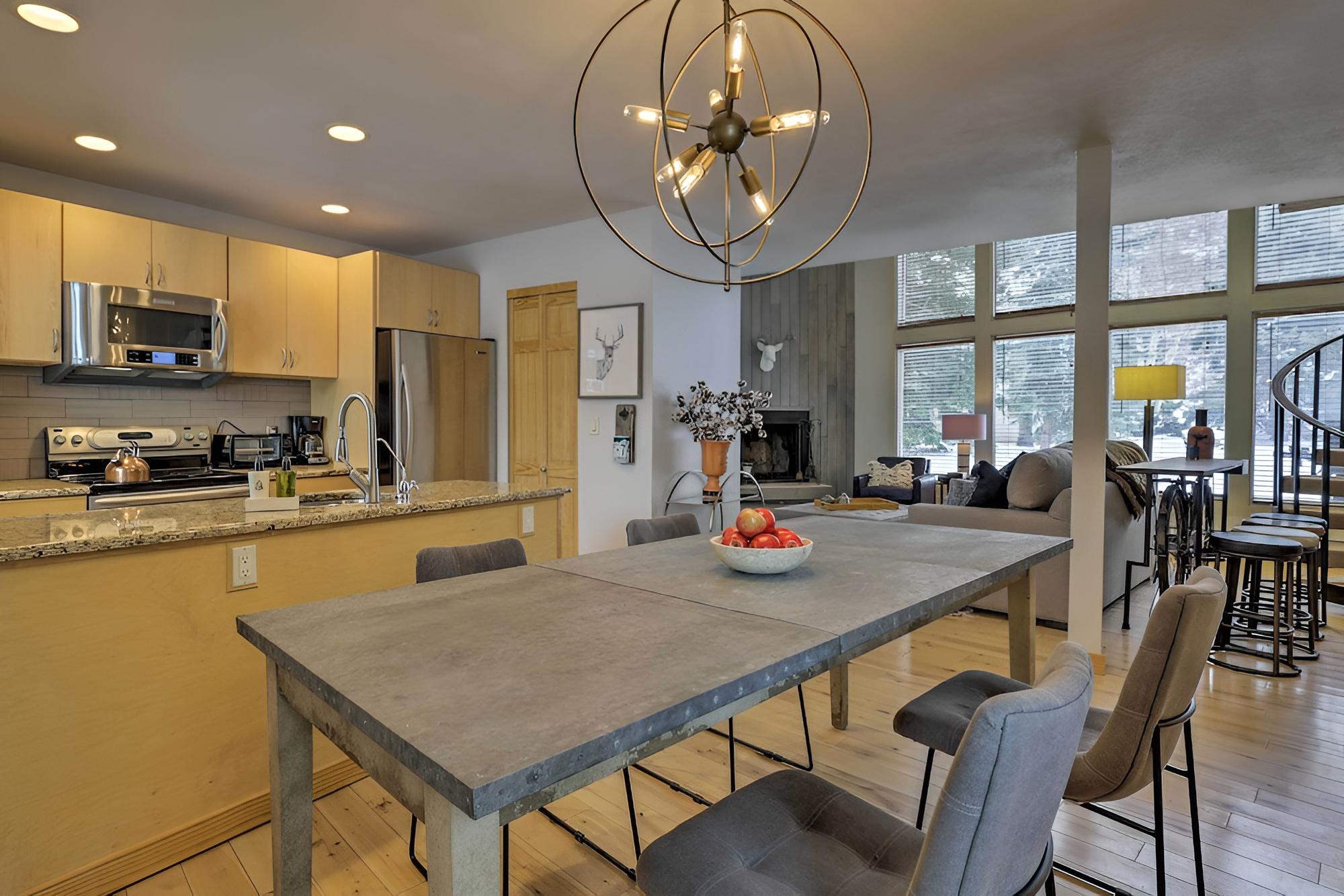 Bright & Spacious Eaglevail Escape Near BC & Vail!