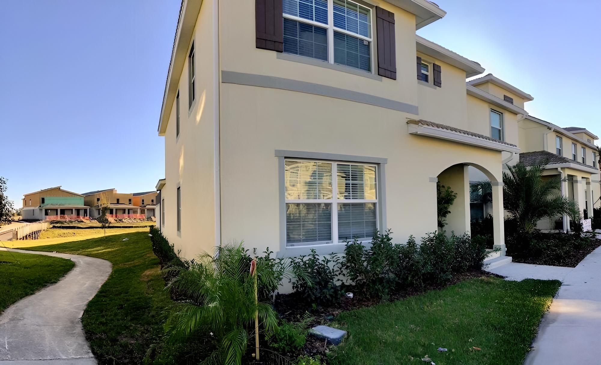 Storey Lake 4849 - Image 2