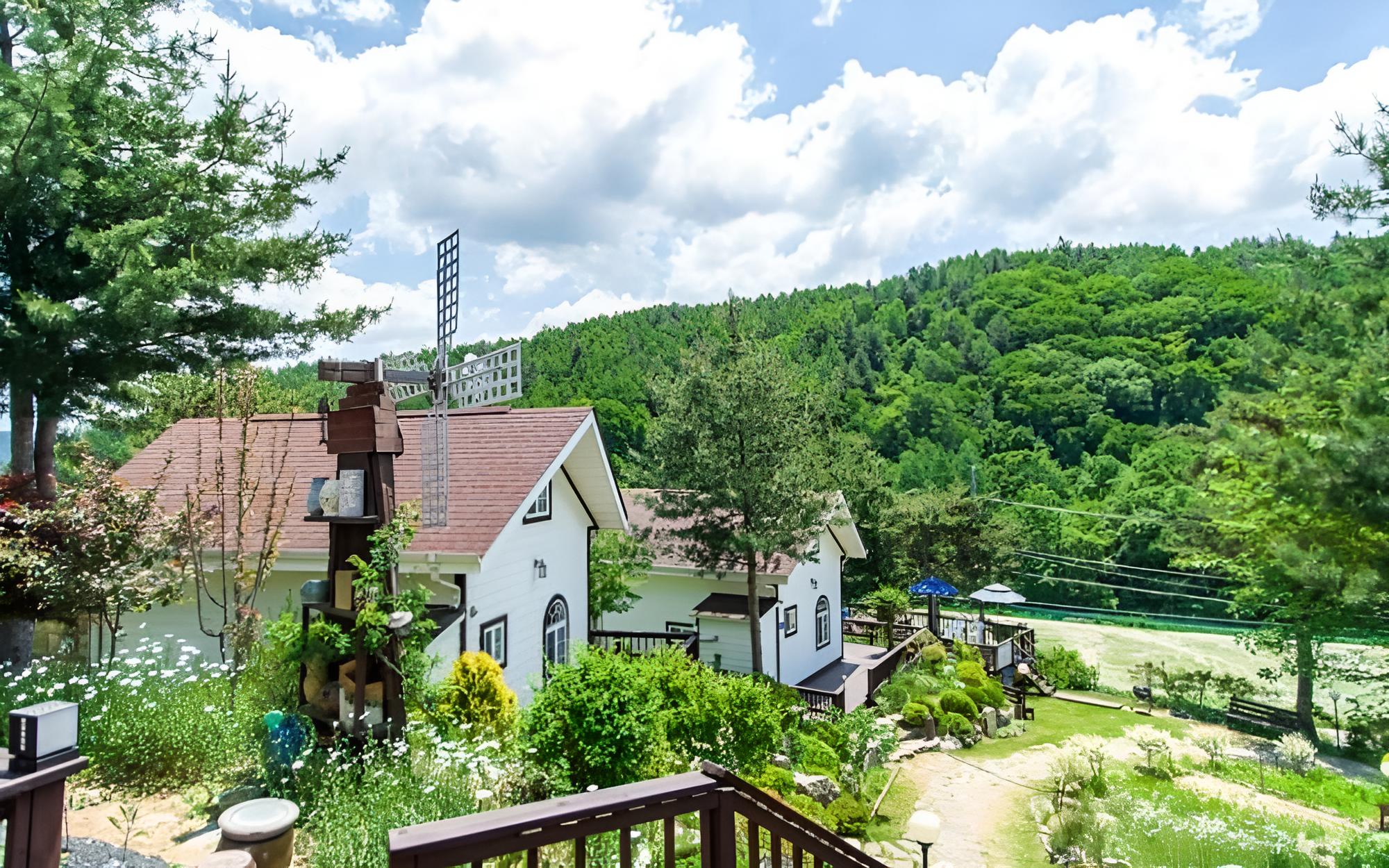 Pyeongchang Sunny House Pension view 3