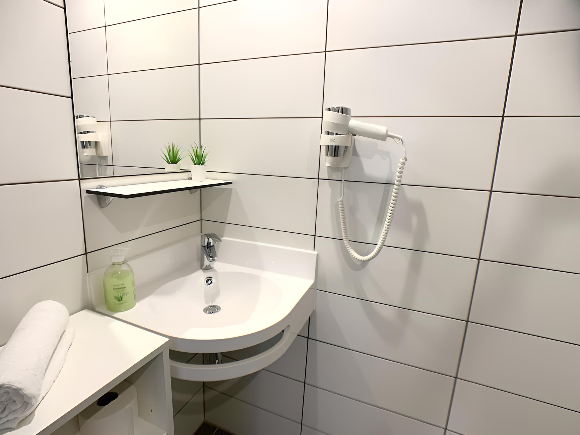 Modern Studio Near Gym & Shopping Mall