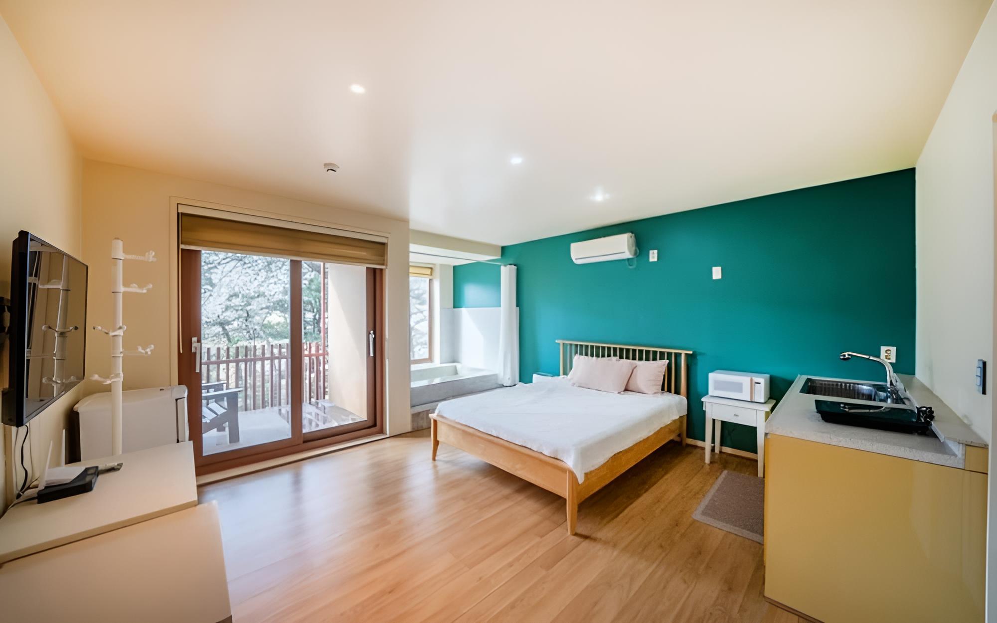 Pocheon Seoundongsan Pension view 3