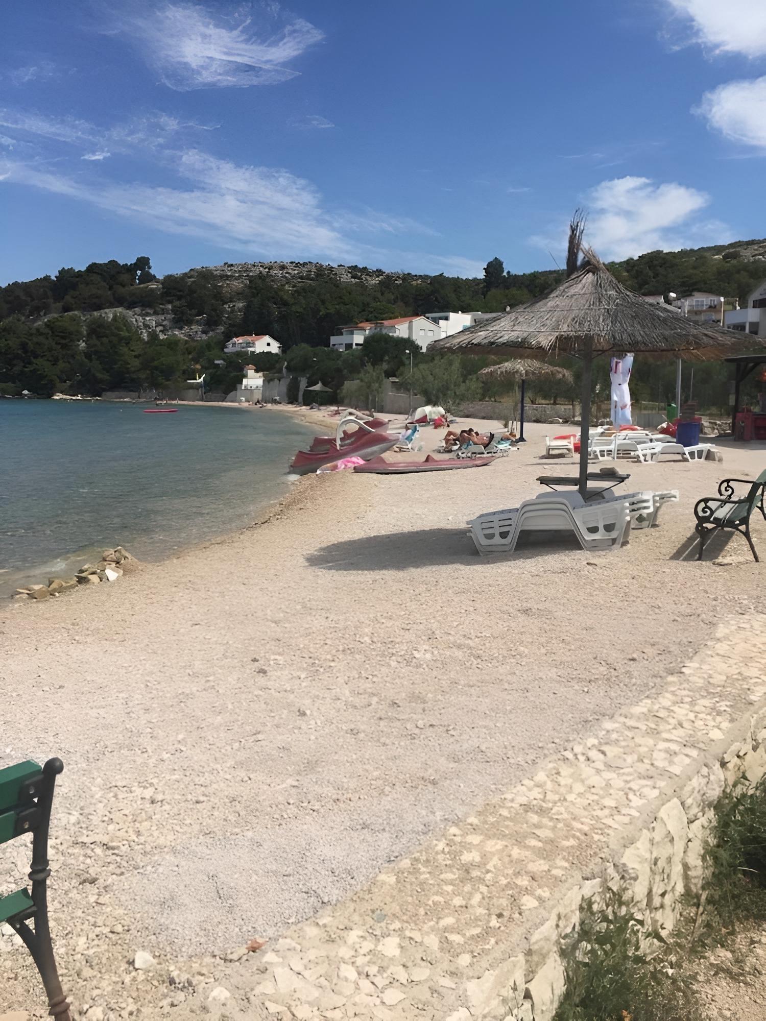 Bionda - Seafront - A2