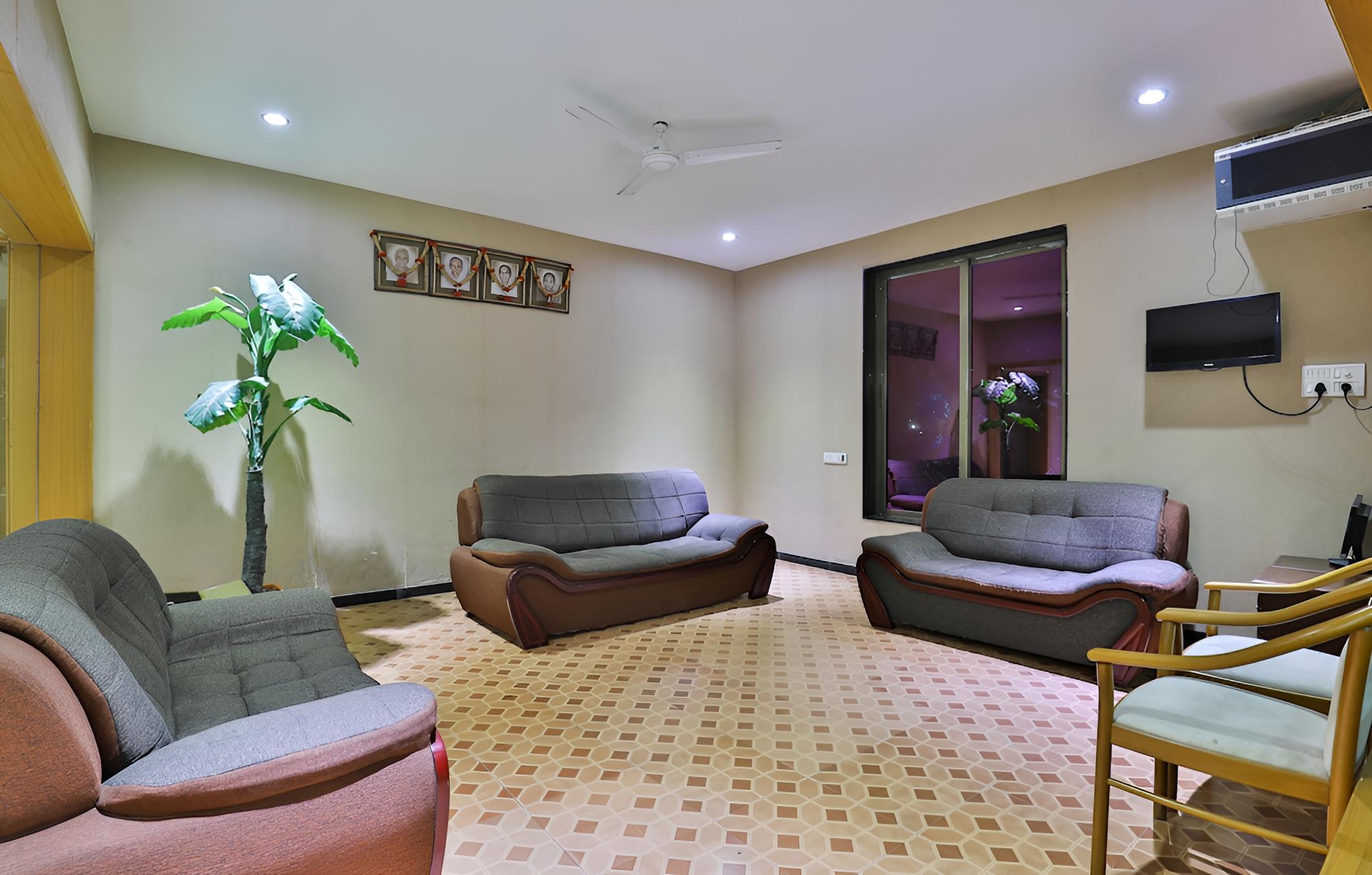 OYO 23180 Patel Ni Motel view 3