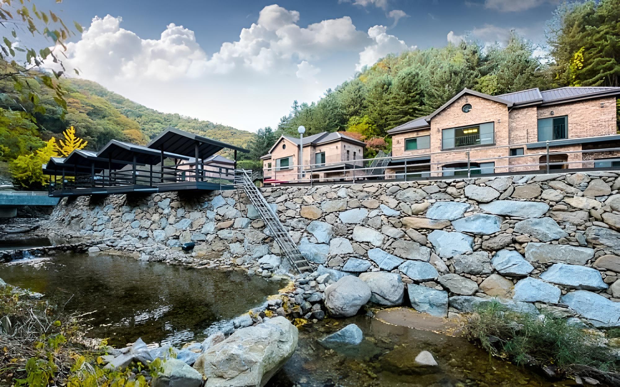 Gapyeong Suryuhwagaewon Pension