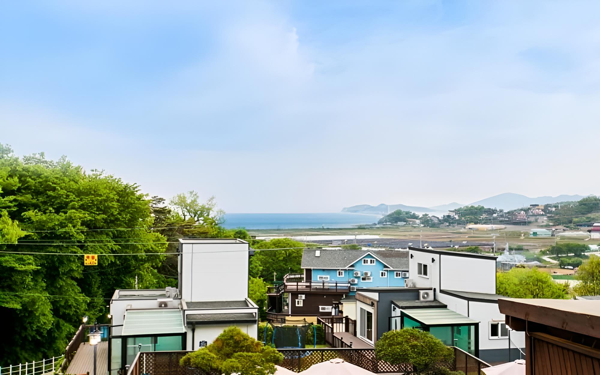 Ganghwado Haneulbit Pension