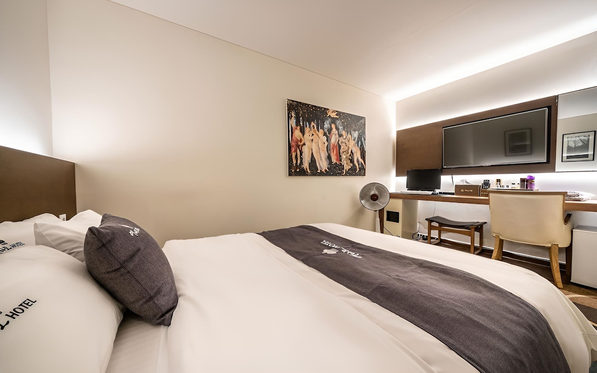 Forcheon Drive In Hotel Tiamo