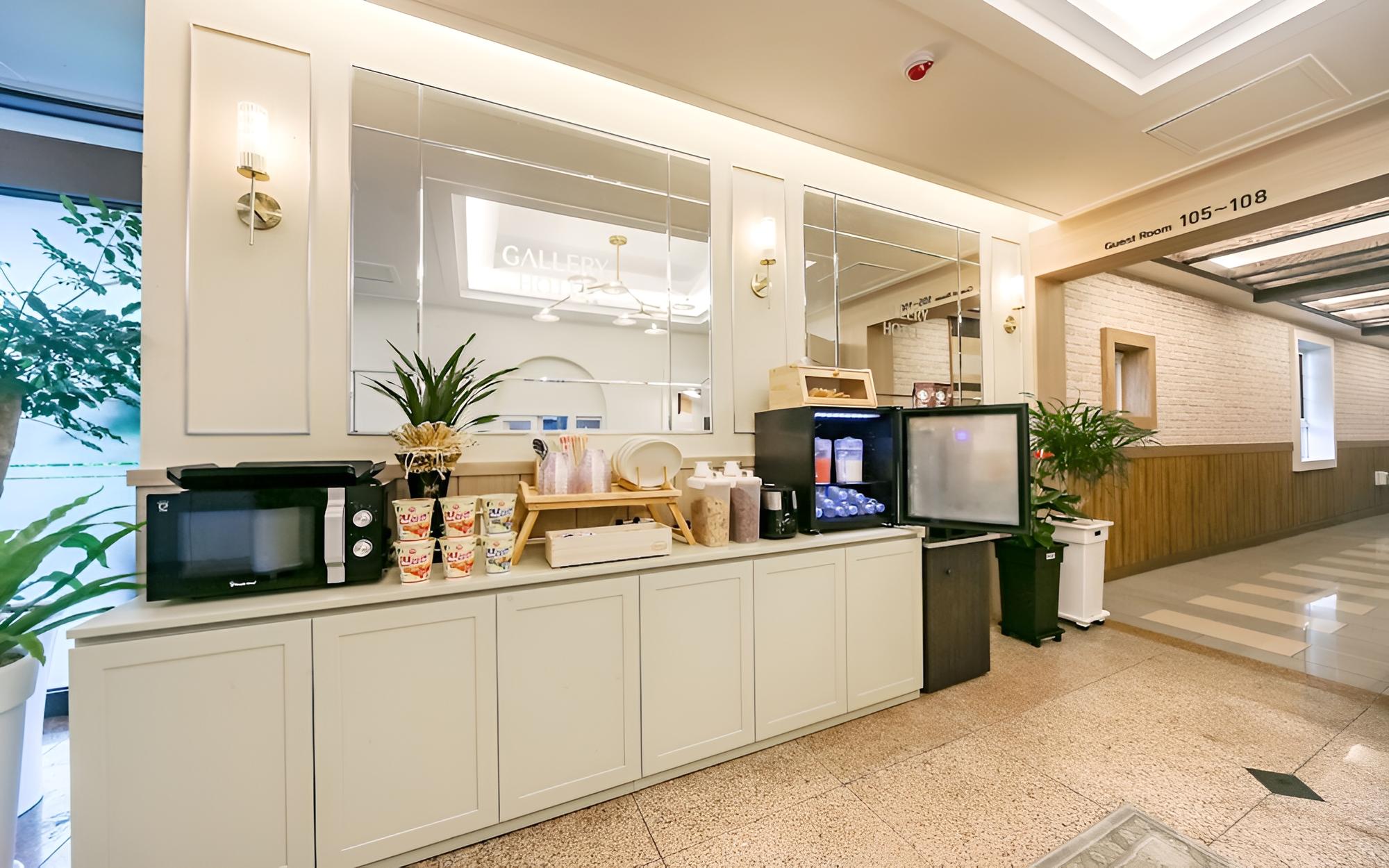 Dongchon Amusement Park Gallery Hotel view 2