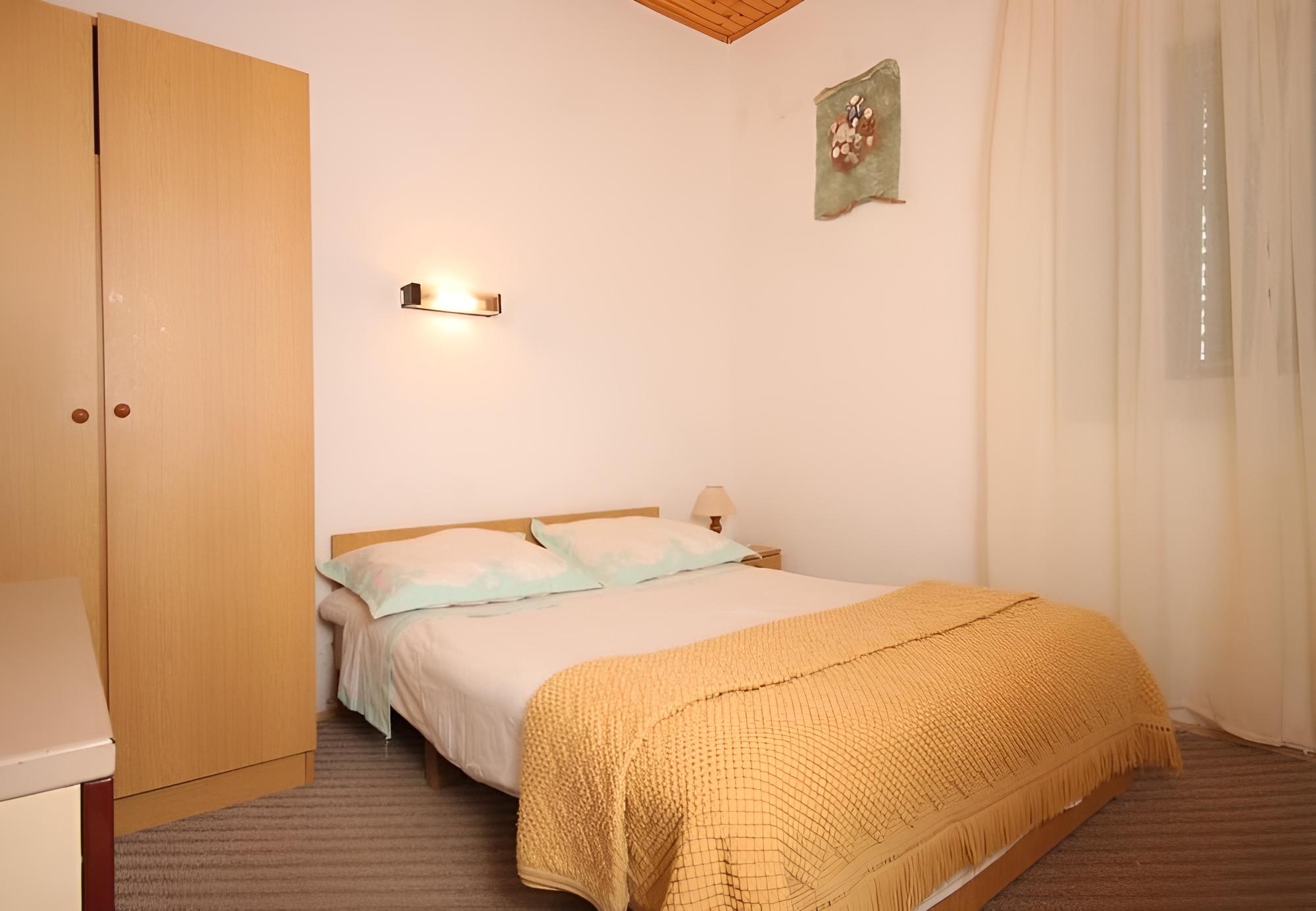 Tonci - 30 m From Beach - A1 Doli