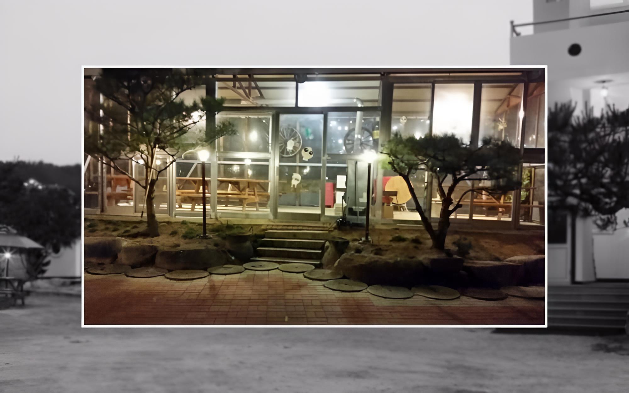 Photo 43
