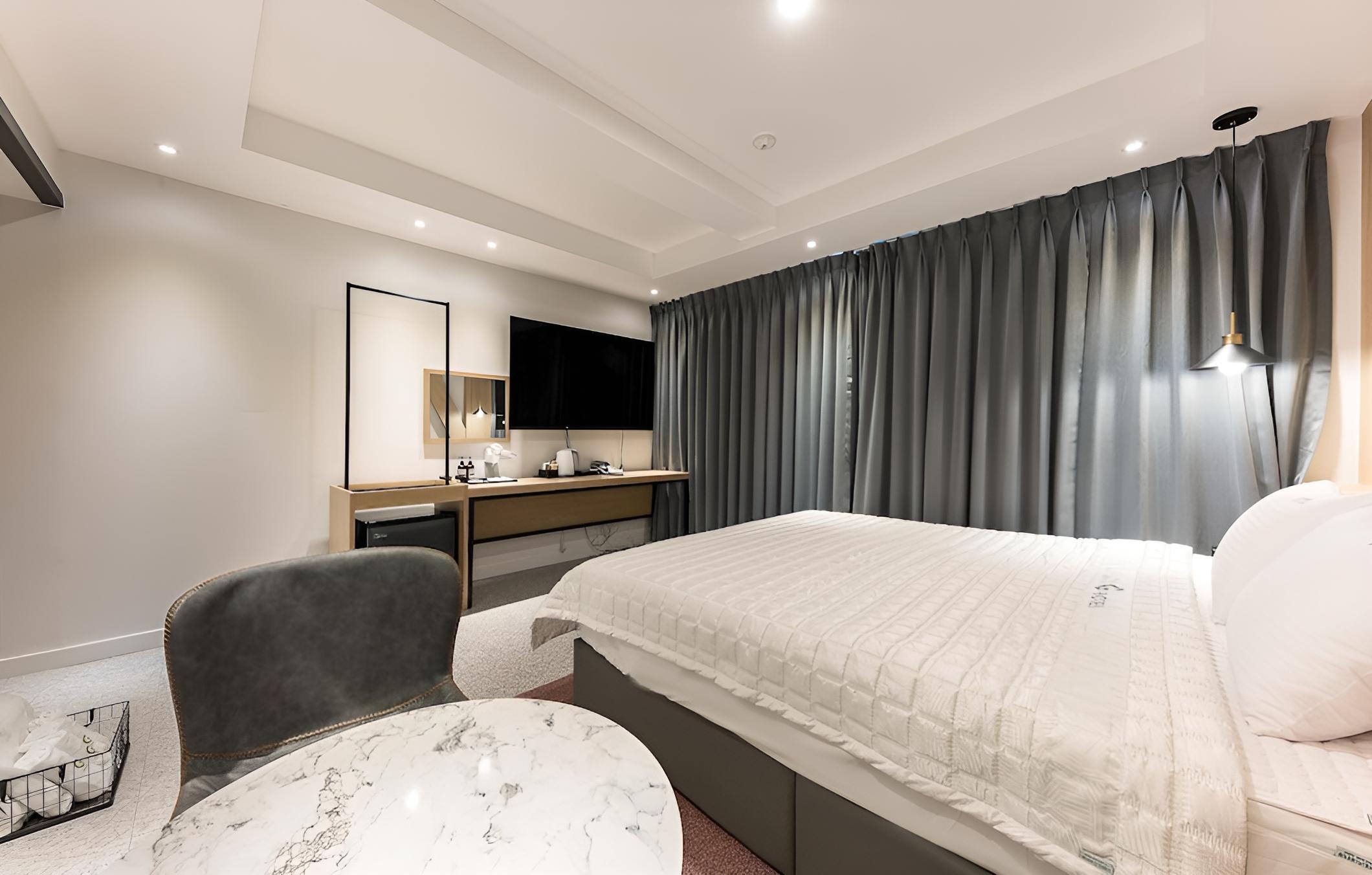 Pohang Jukdo Gallery Hotel