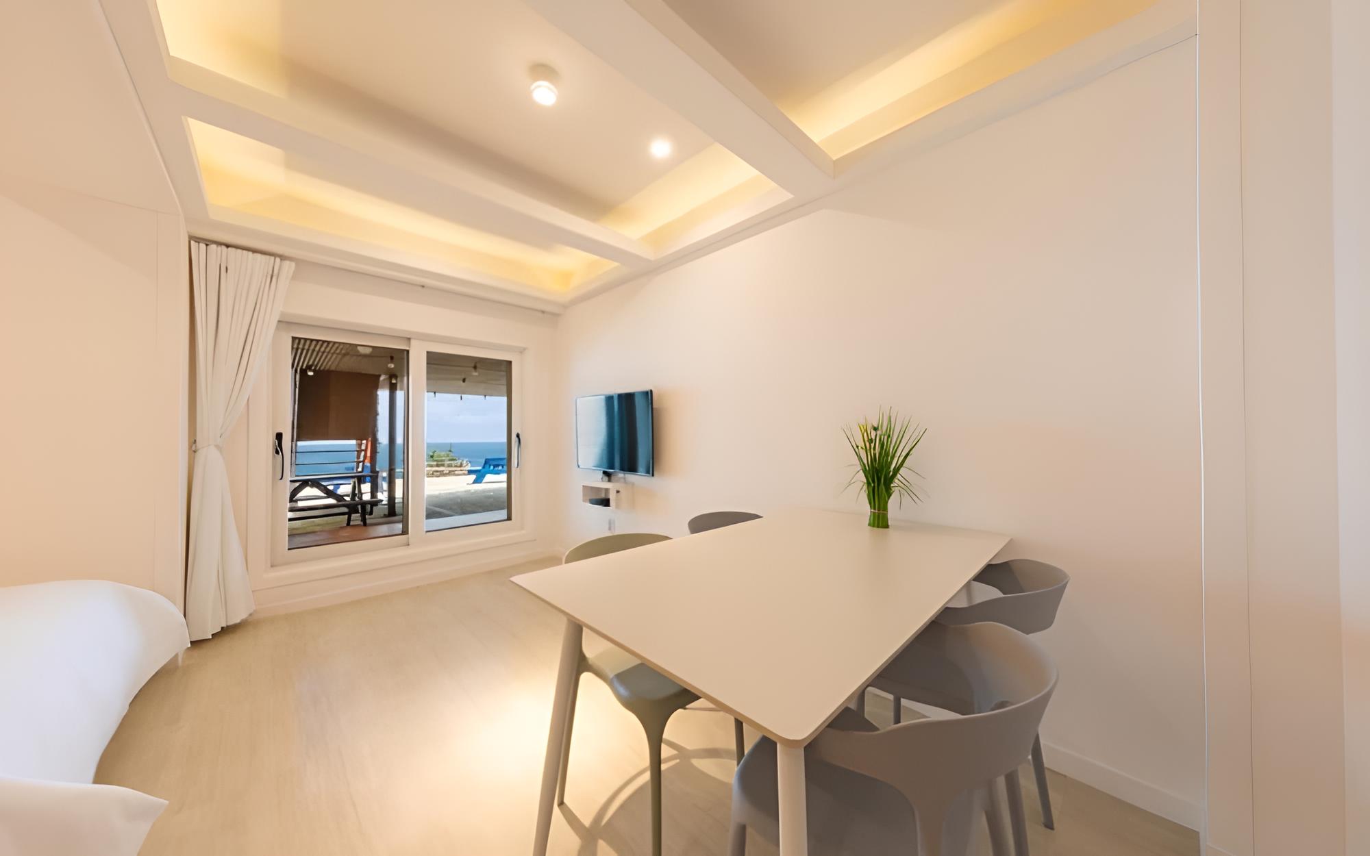 Gangneung Bella Luna Pension