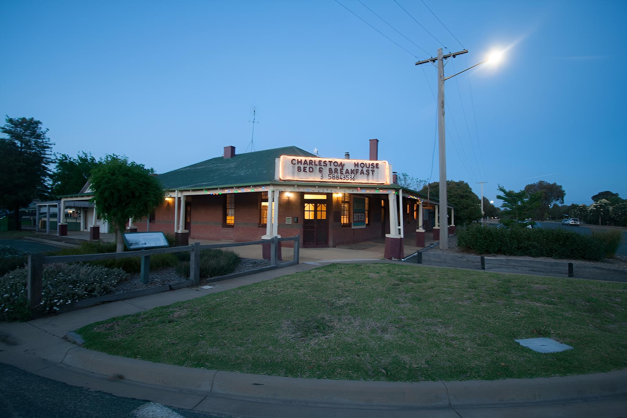 Charleston House - Mathoura