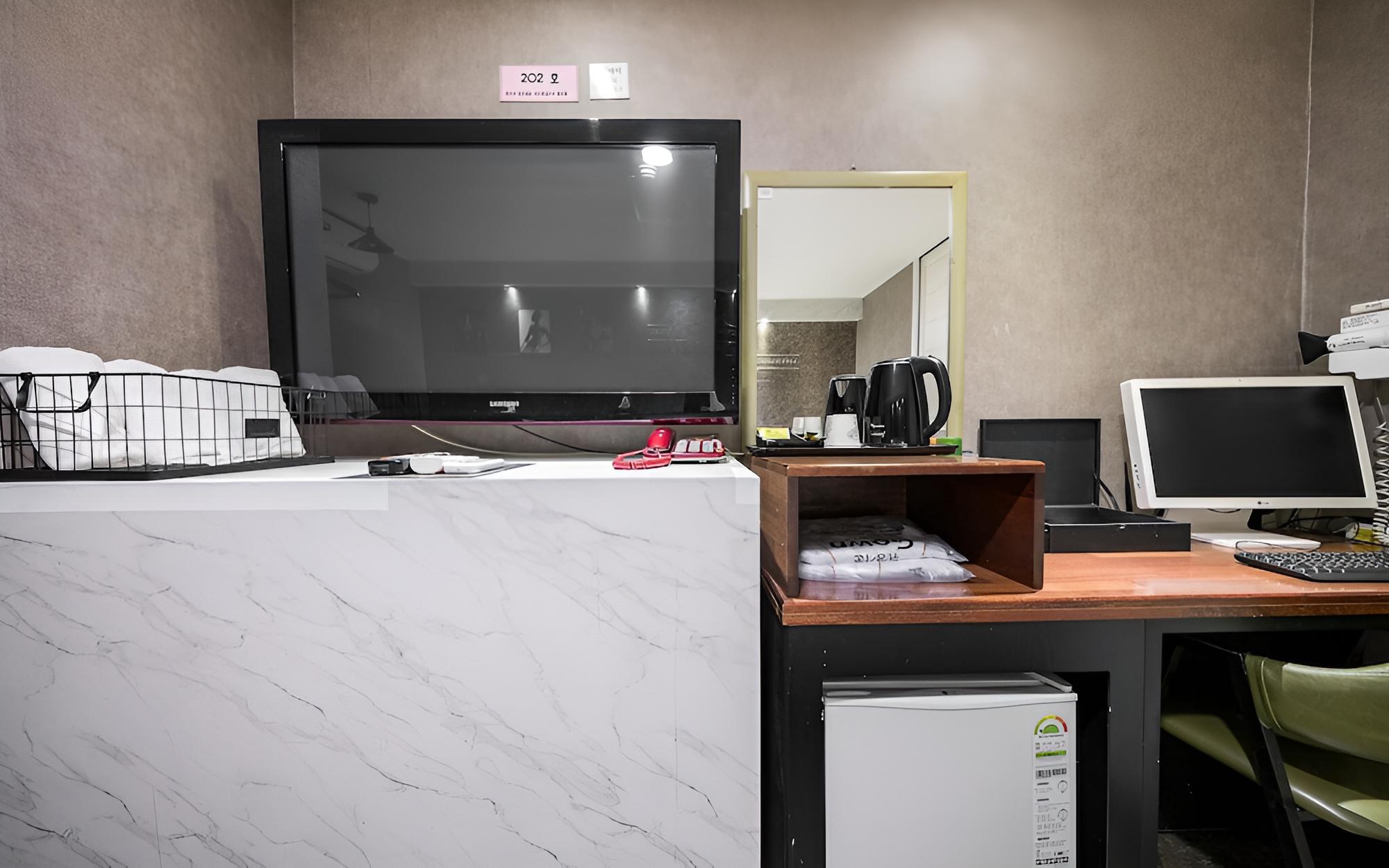 Jinju Feel Hotel