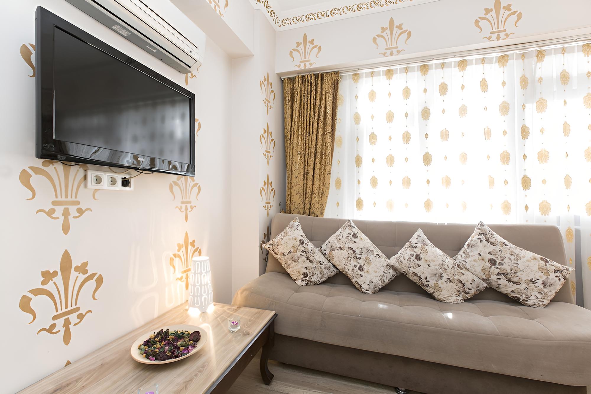 Ilya Suite