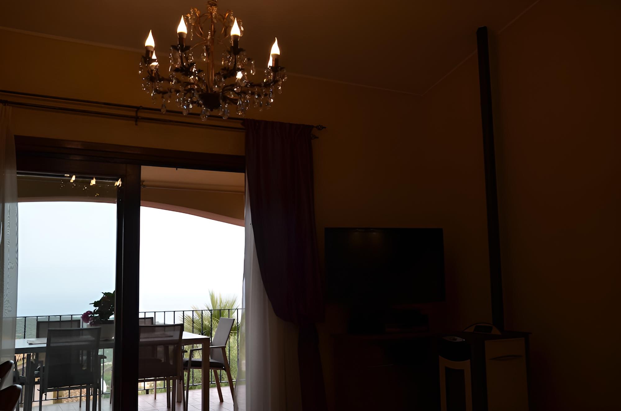 Trilocale 4 Posti Letto Vista Mare Fli-ros01