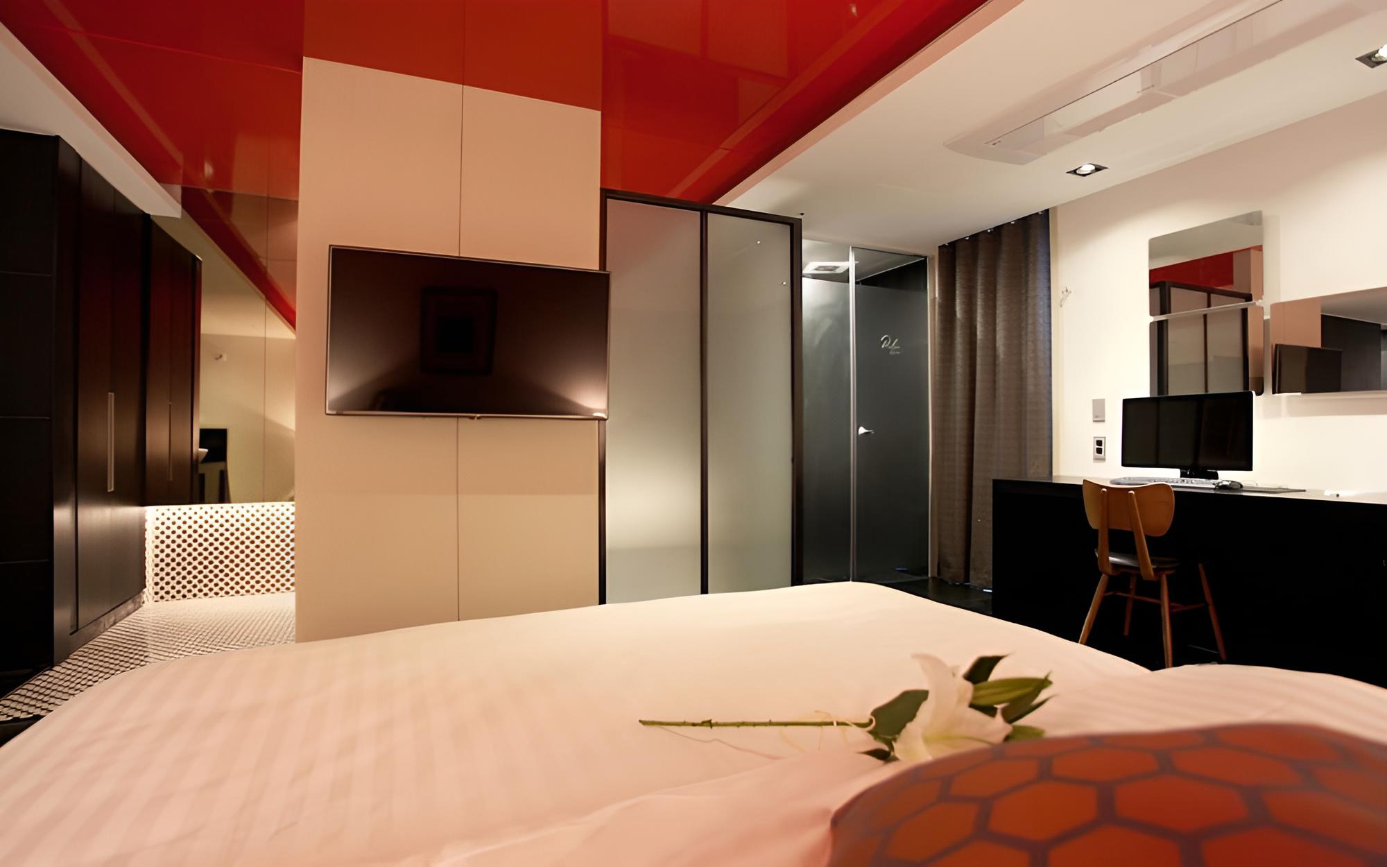 Incheon Ali Suite Hotel
