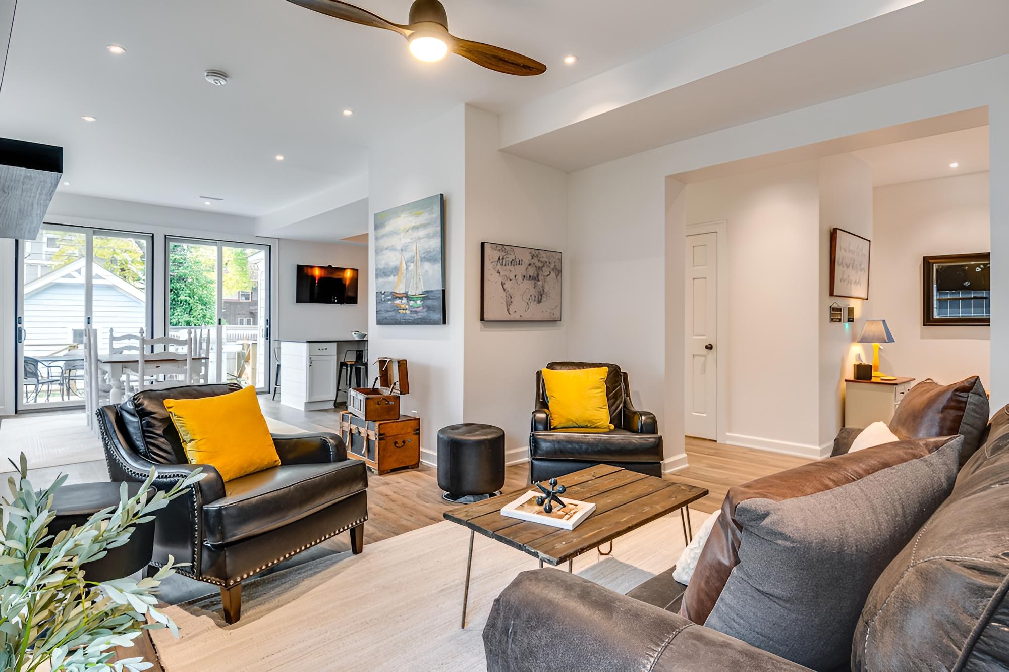 Indianapolis House ~ 3 Mi to Downtown Indy!