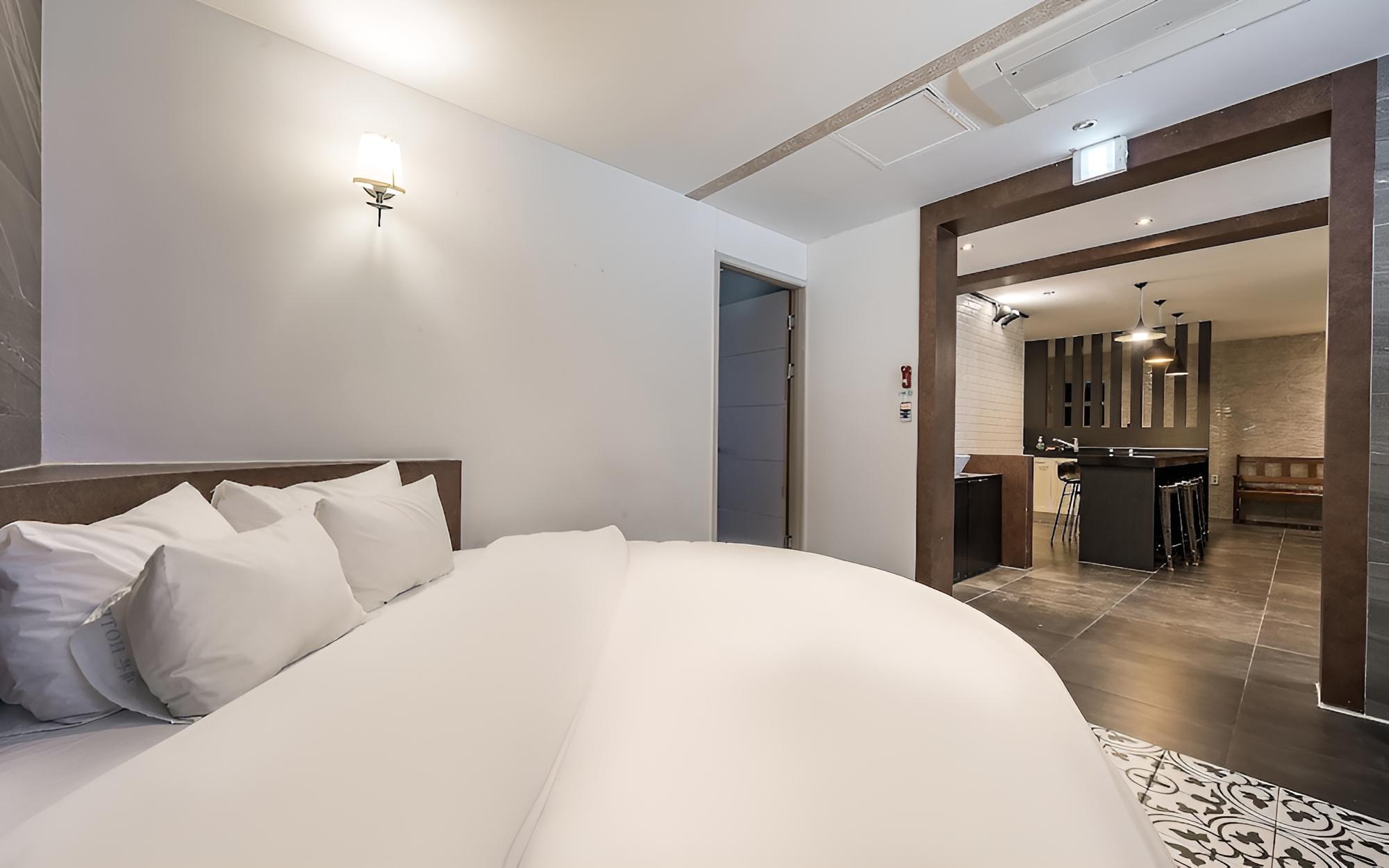 Jinju Hotel Seven view 5