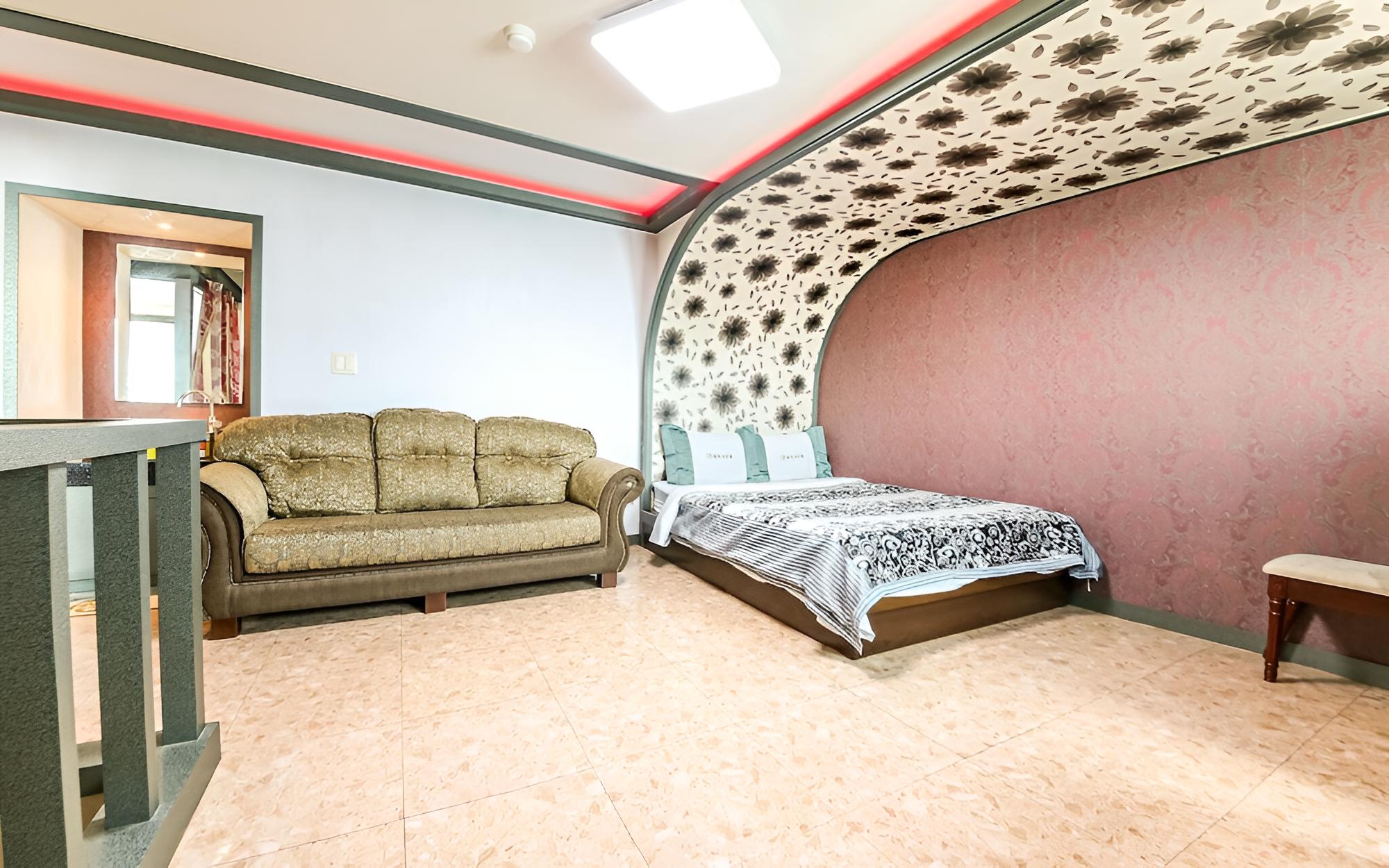 Buan Gyeokpo Chaeseok Resotel Oakville