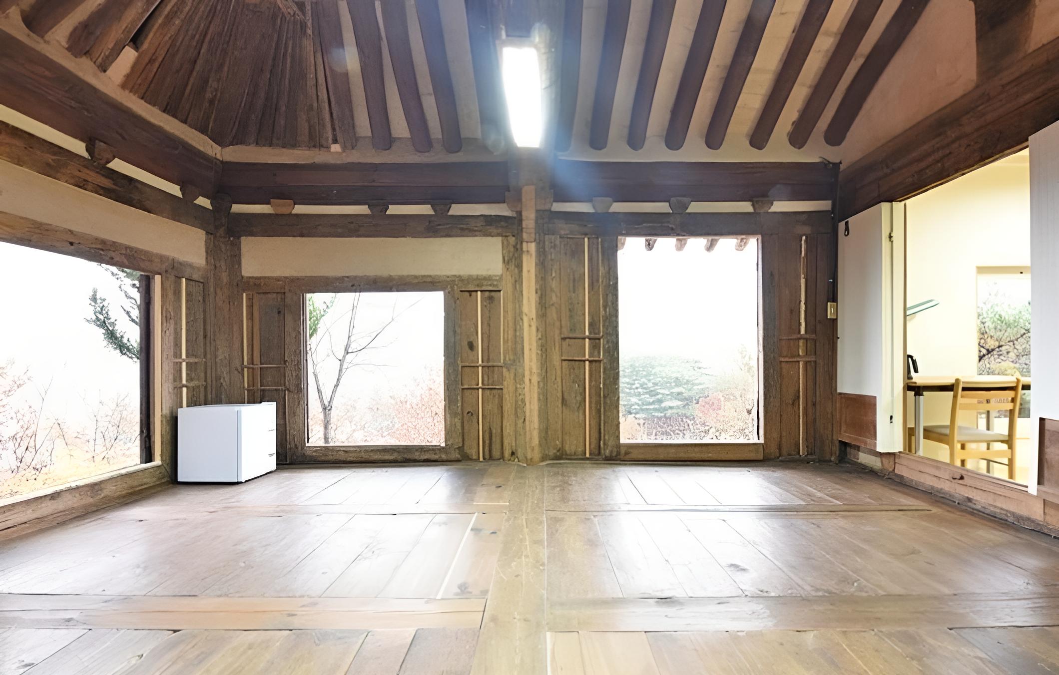 Andong Jeongjaejongtaek Hanok Pension