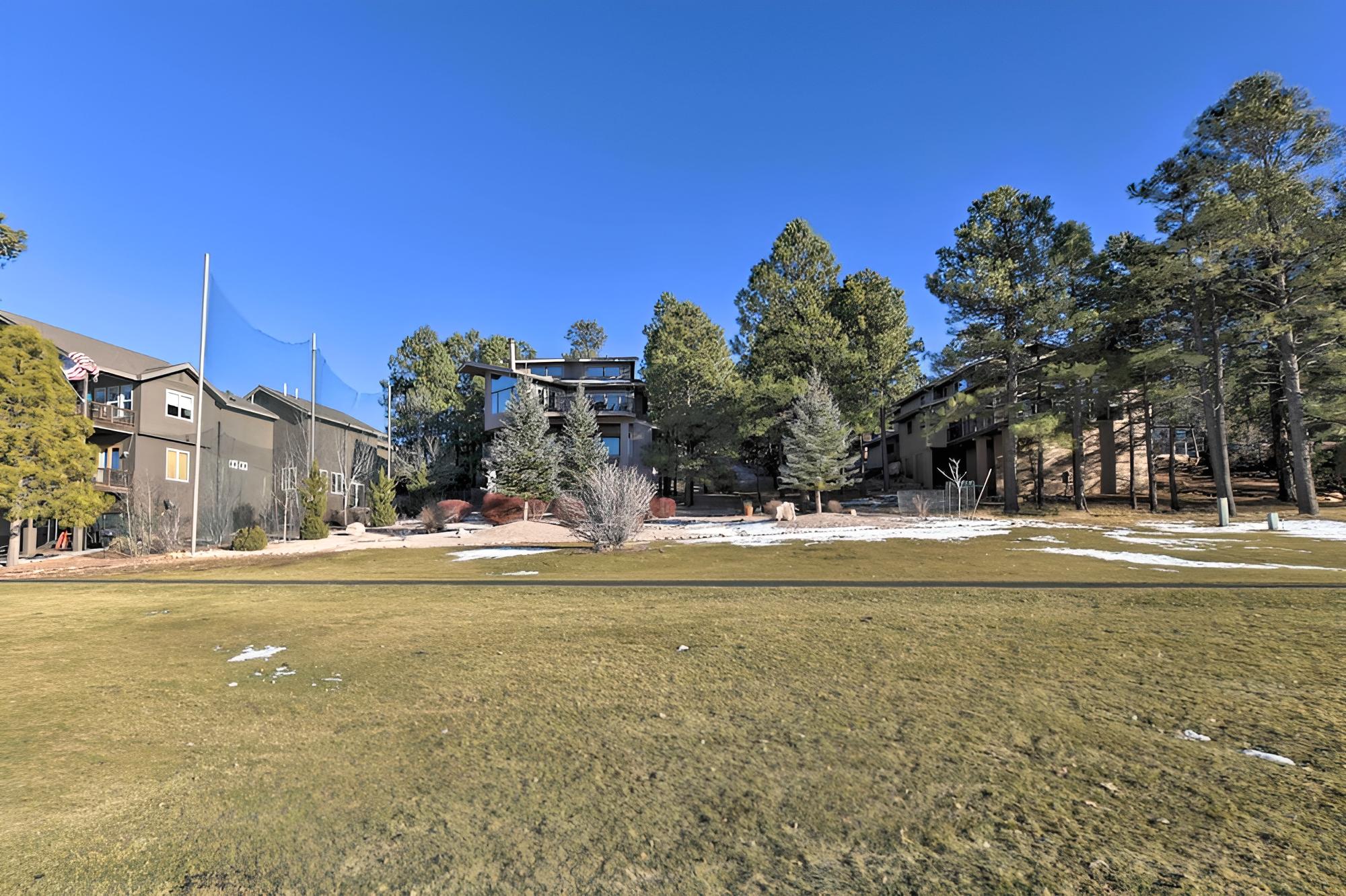 Cabin w/ Mtn View & Hot Tub by Continental Golf!